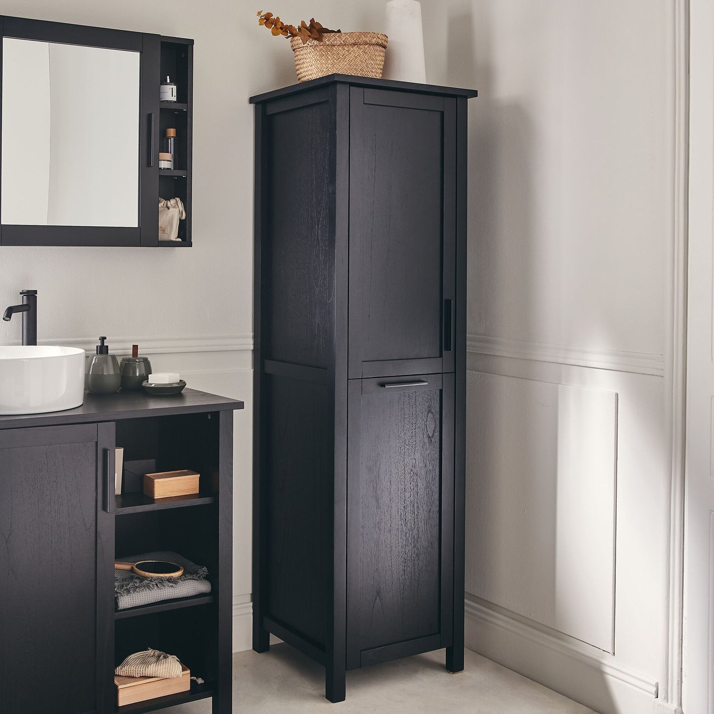 VALLAURIS - Colonne de salle de bain en bois de cèdre - H171cm