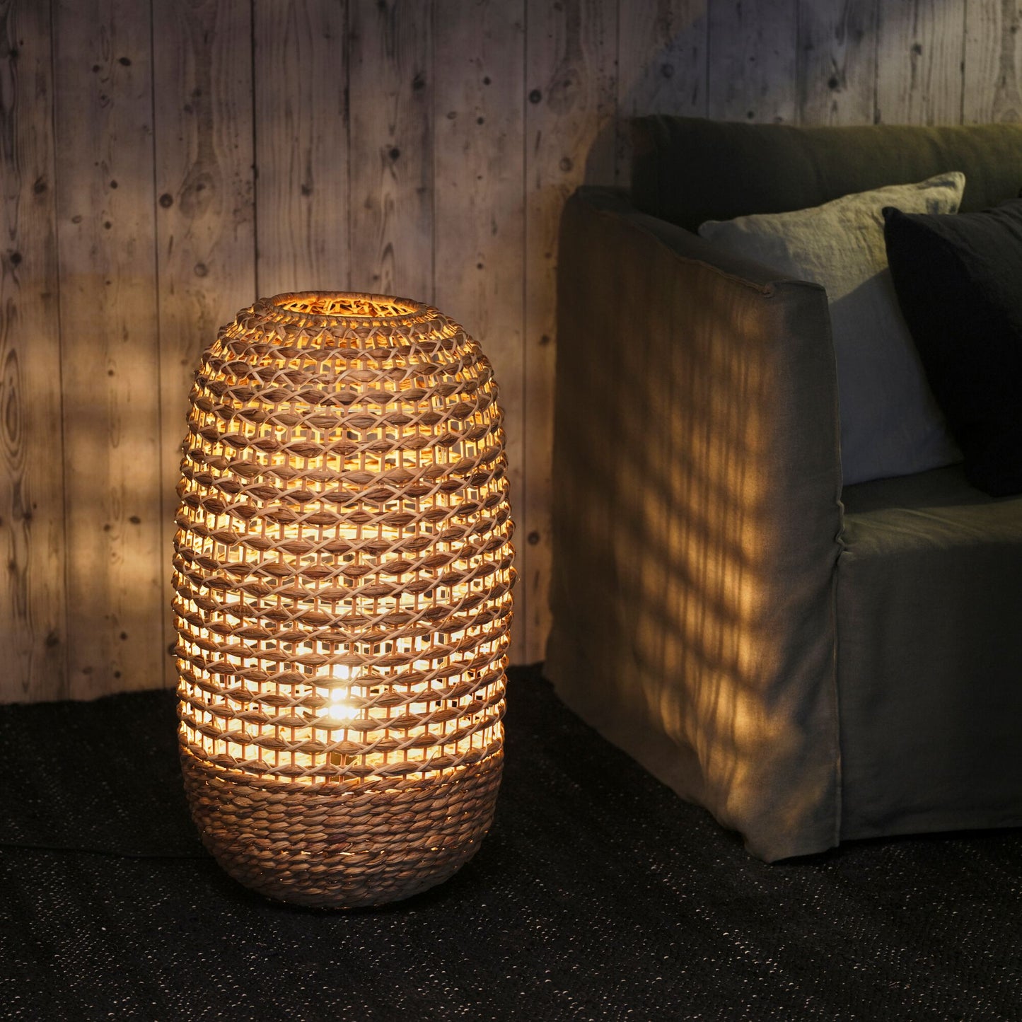 VENACO - Lampe en rotin - naturel D40xH70cm
