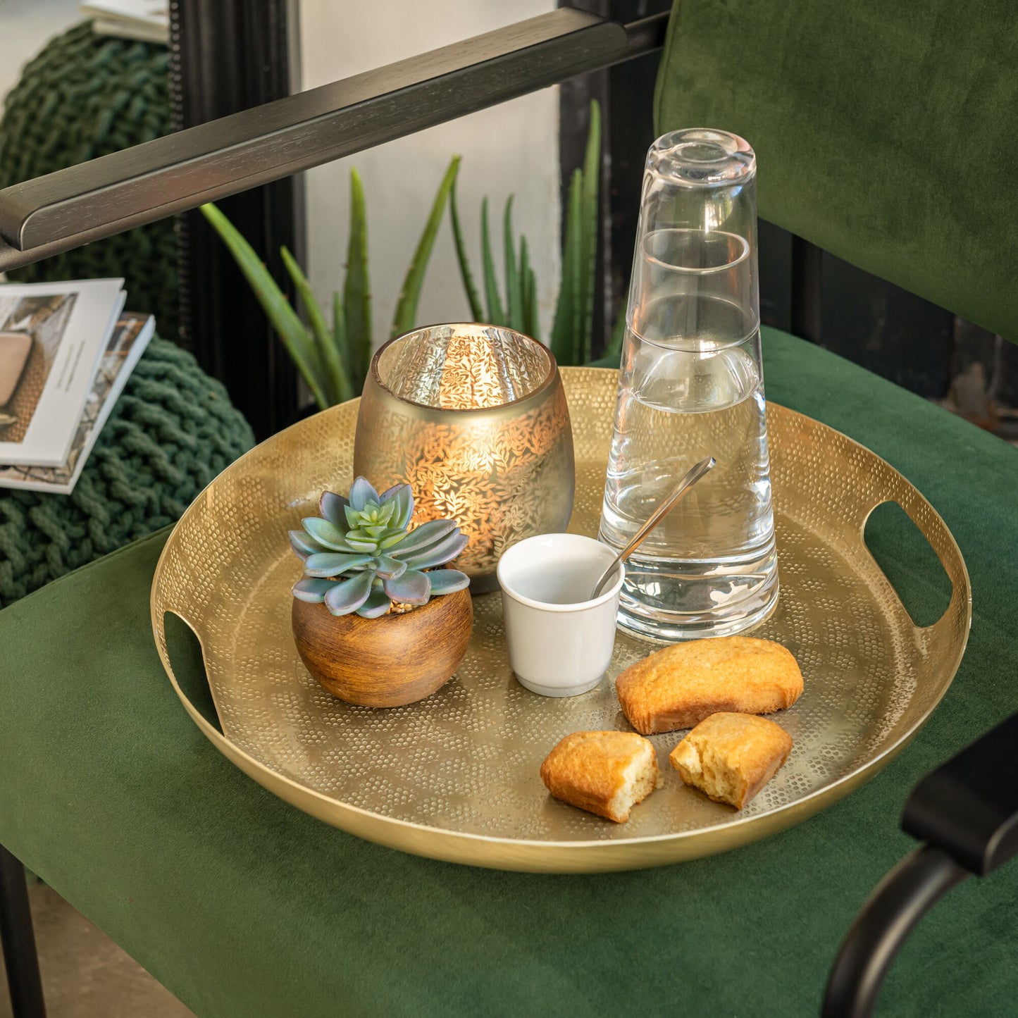 ROUMI - Plateau rond en aluminium D40cm - doré