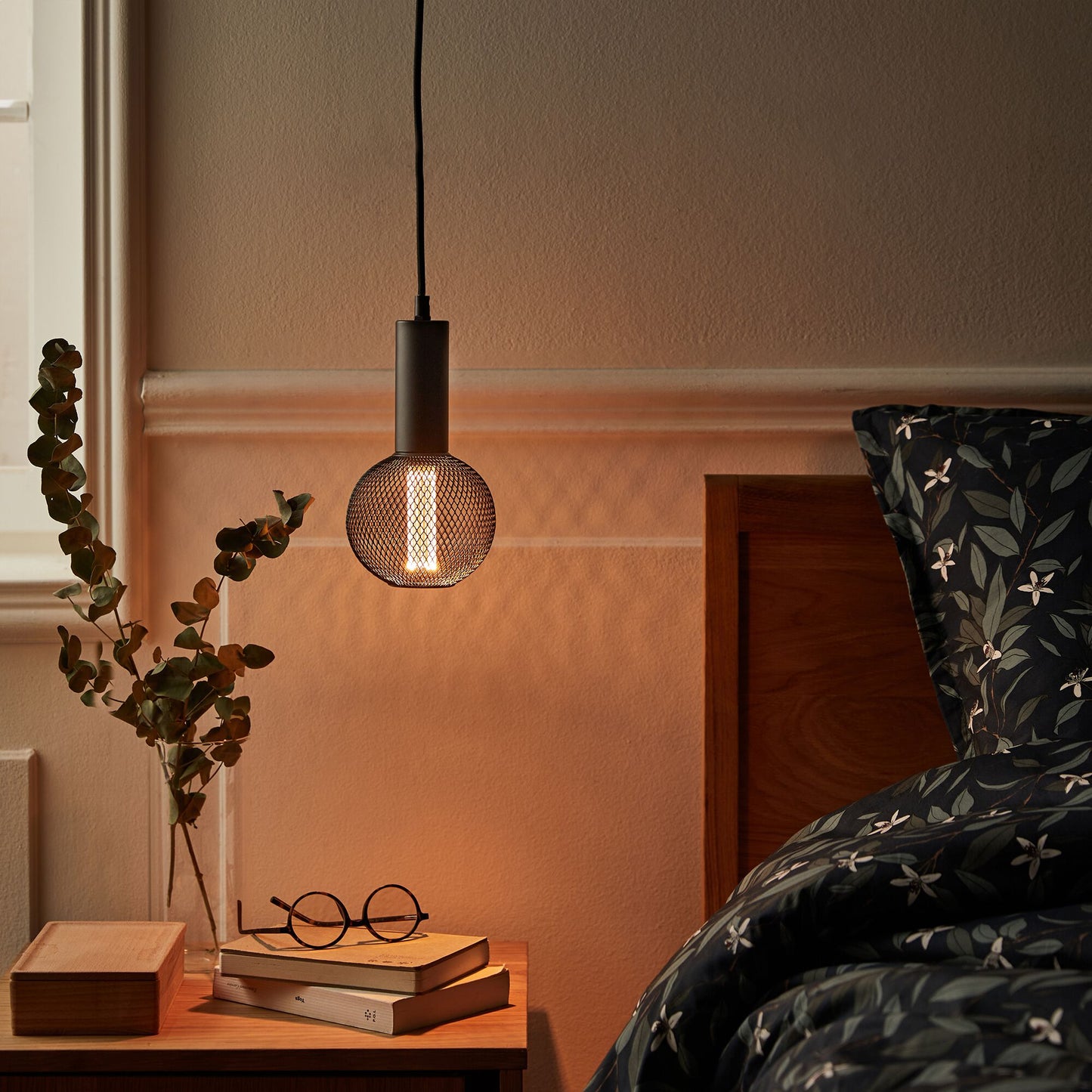 TEOULA - Suspension électrifiée en fer D10x150cm - noir