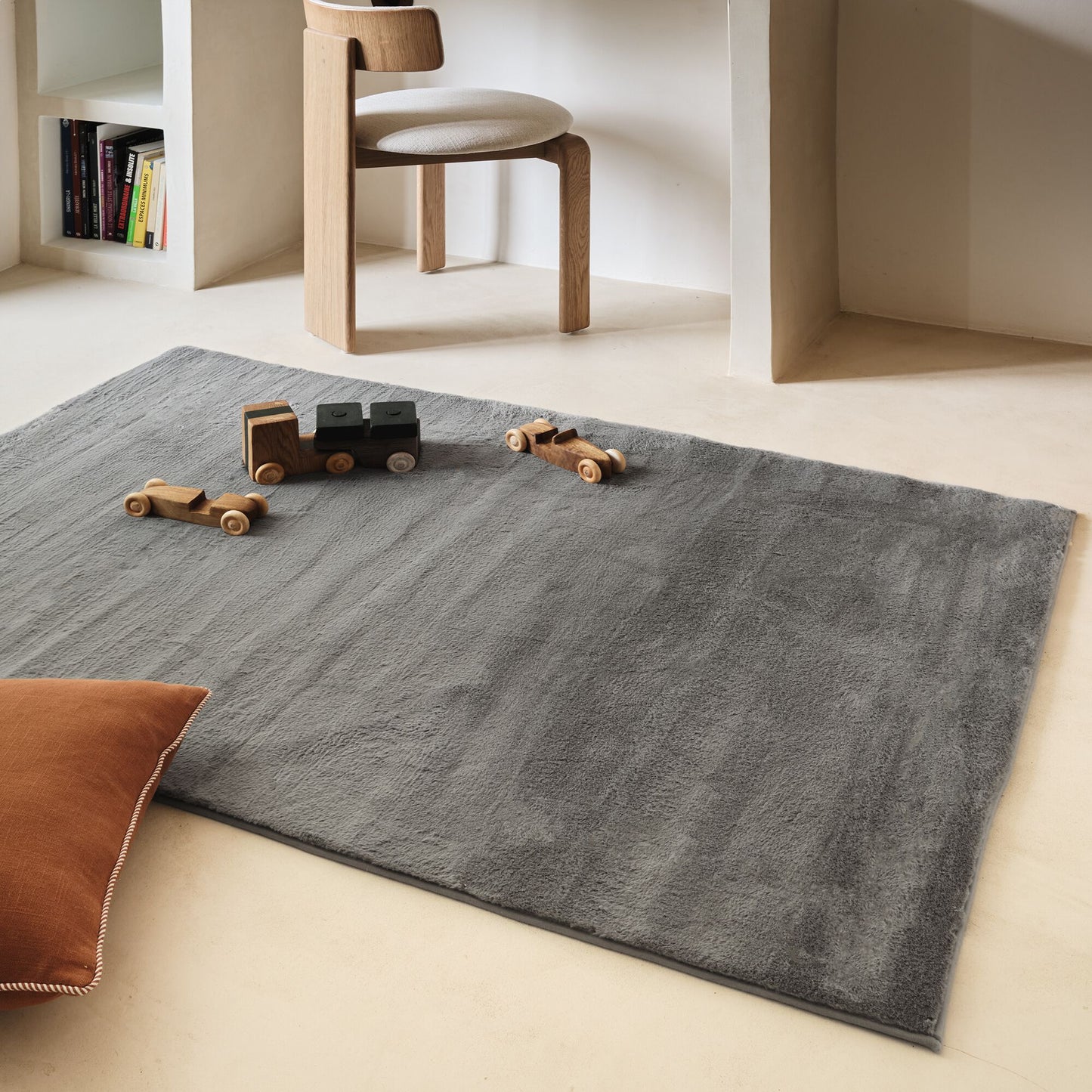 ROBIN - Tapis imitation fourrure - gris restanque 100x150cm