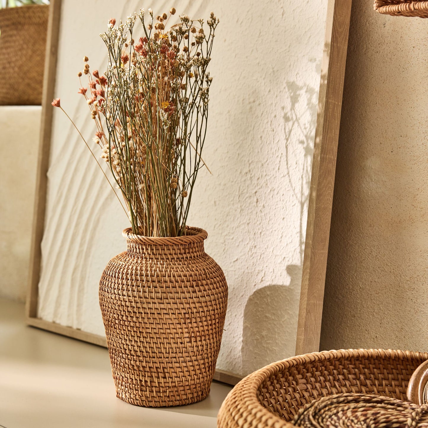 ARLAY - Vase en rotin H20cm - naturel