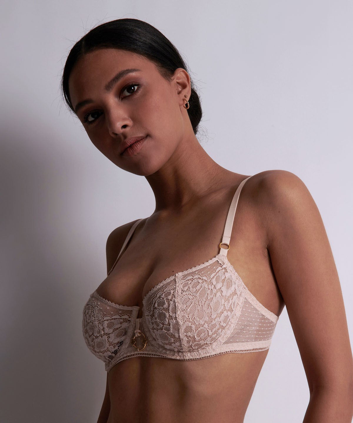 Soutien-gorge corbeille