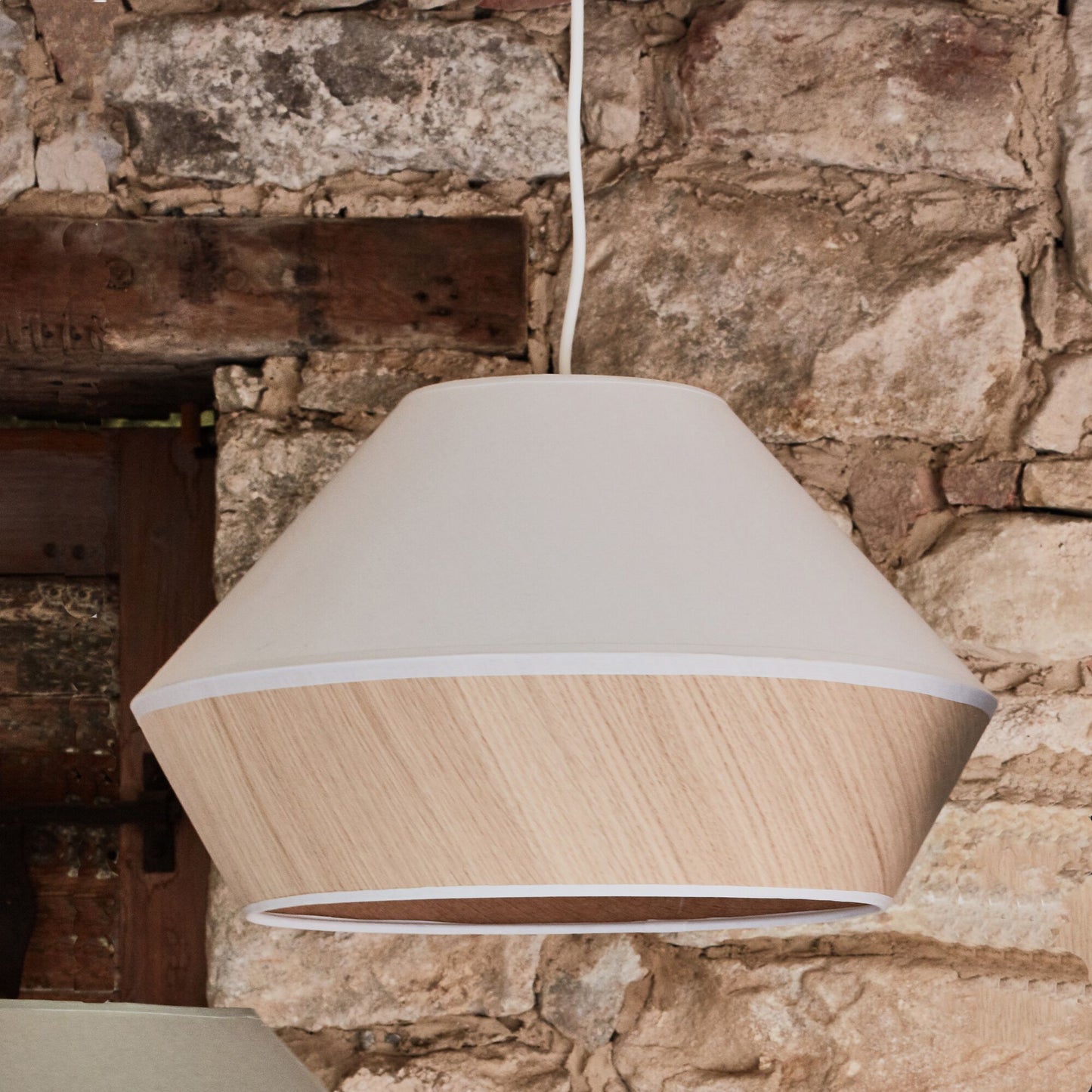 DOMUS - Abat-jour en chêne et tissu D40cm - blanc