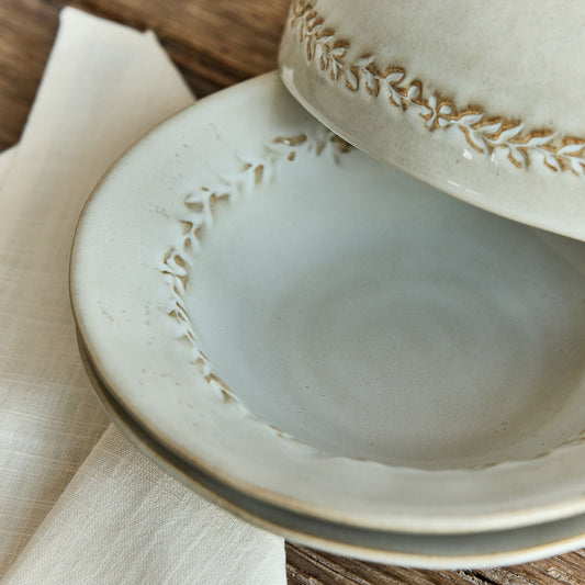 ALBA - Assiette creuse en grès D22,5cm - beige alpilles