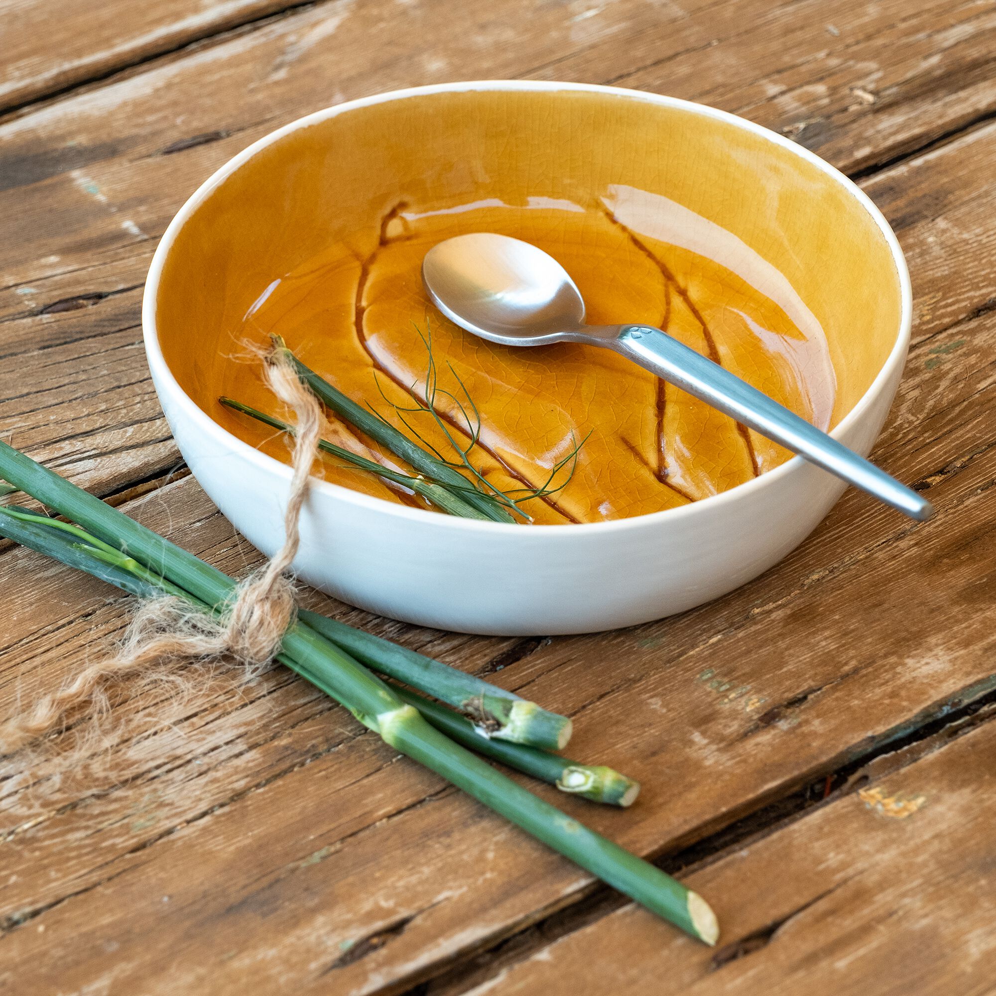 FLEOLE - Assiette creuse impressions végétales en grès D19,5cm - jaune argan