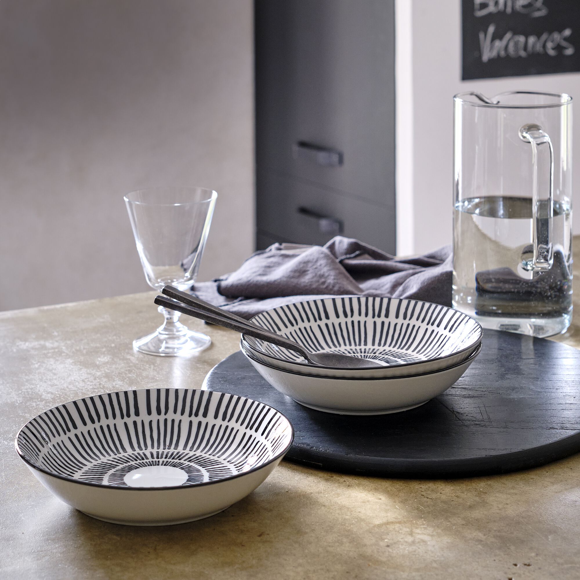 LINIA - Assiette creuse en porcelaine D20cm - blanc