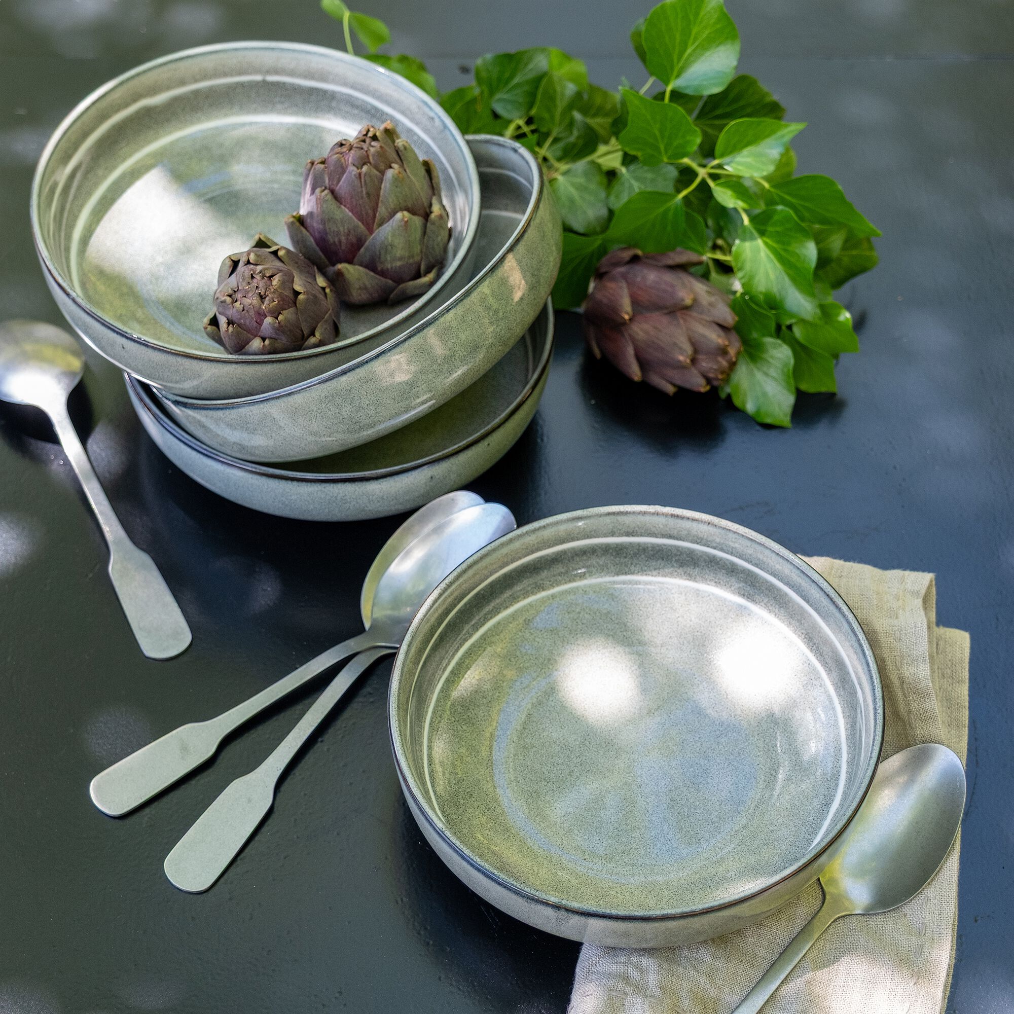 MACAO - Assiette creuse en grès D17,5cm - bleu calaluna