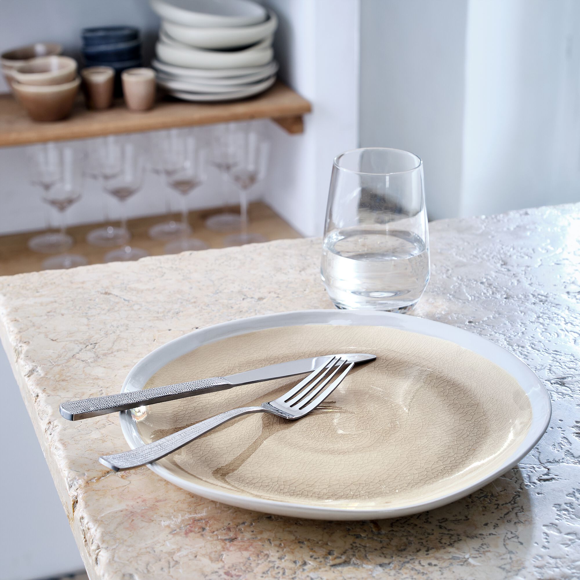 LEZARDI - Assiette plate en grès D27,5cm - beige alpilles
