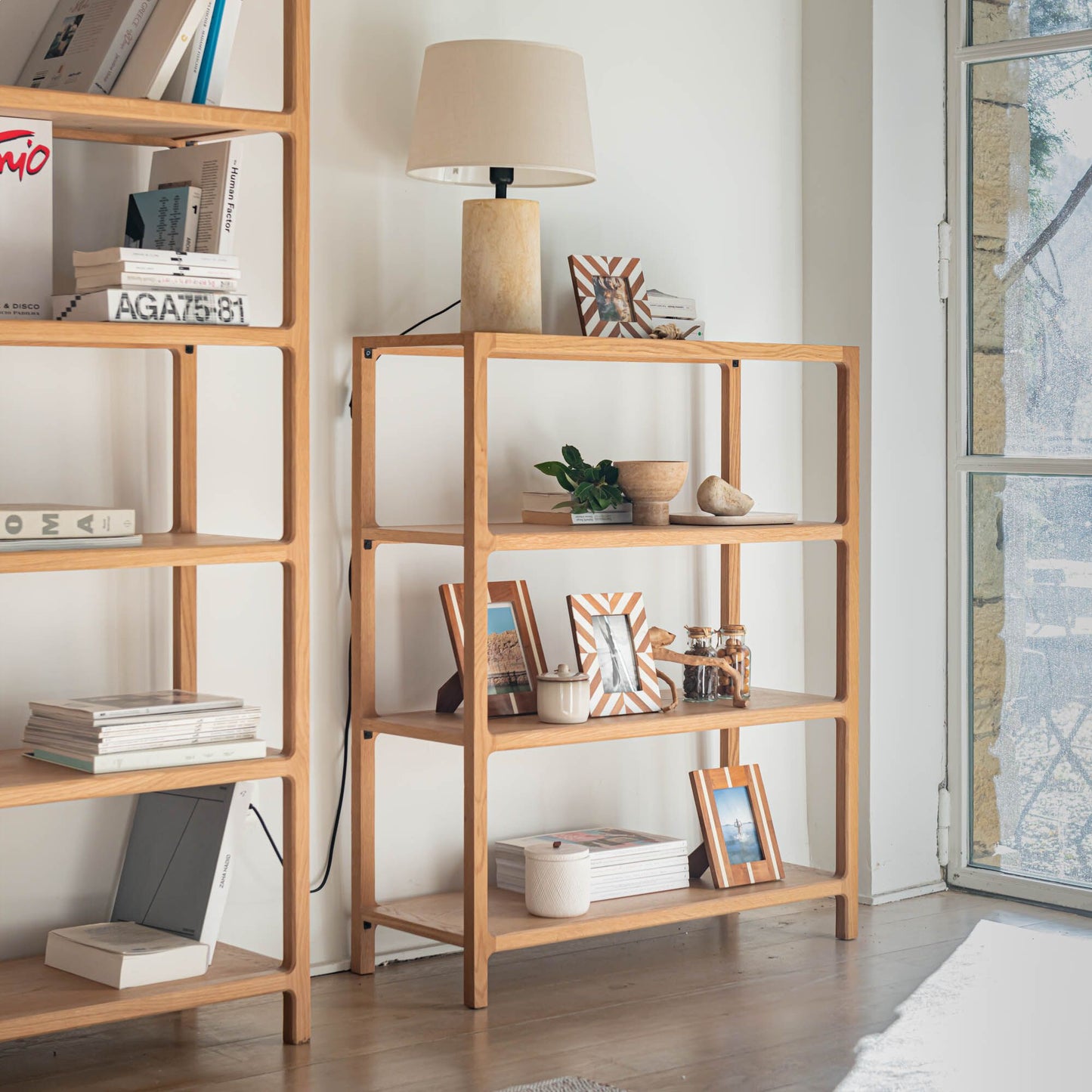 ISLA - Bibliothèque 3 étagères en chêne L90xl35,5xH110,5cm - bois clair