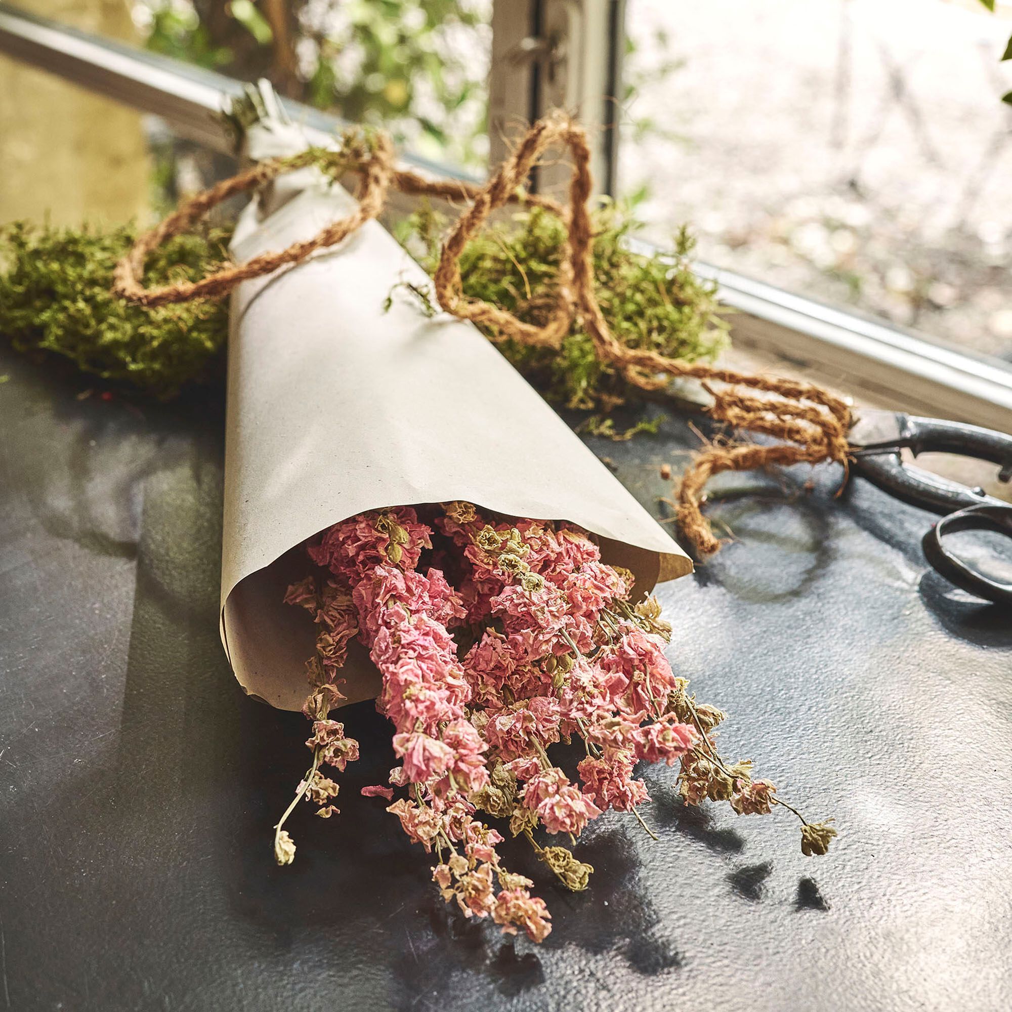 FLORALIE - Bottes de dauphinelles séchées 55cm - rose
