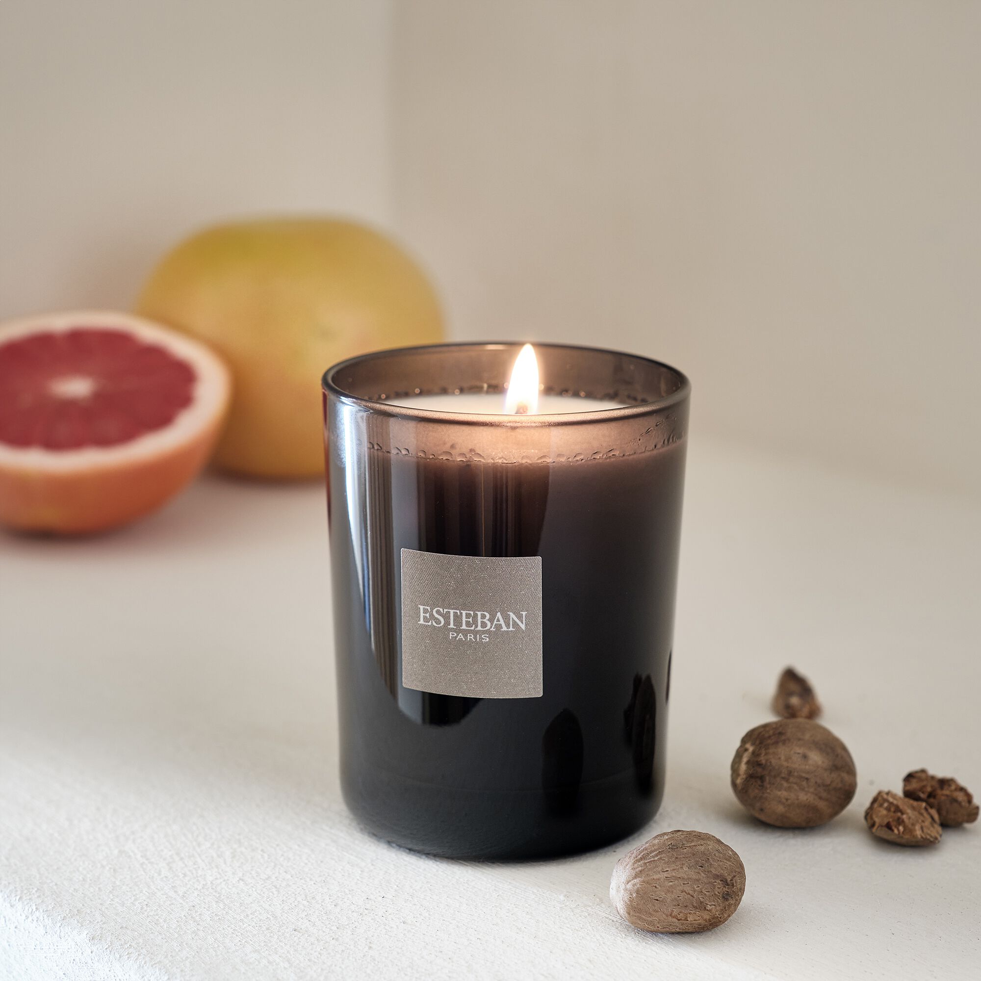 ESTEBAN - Bougie parfumée senteur Cèdre 180g