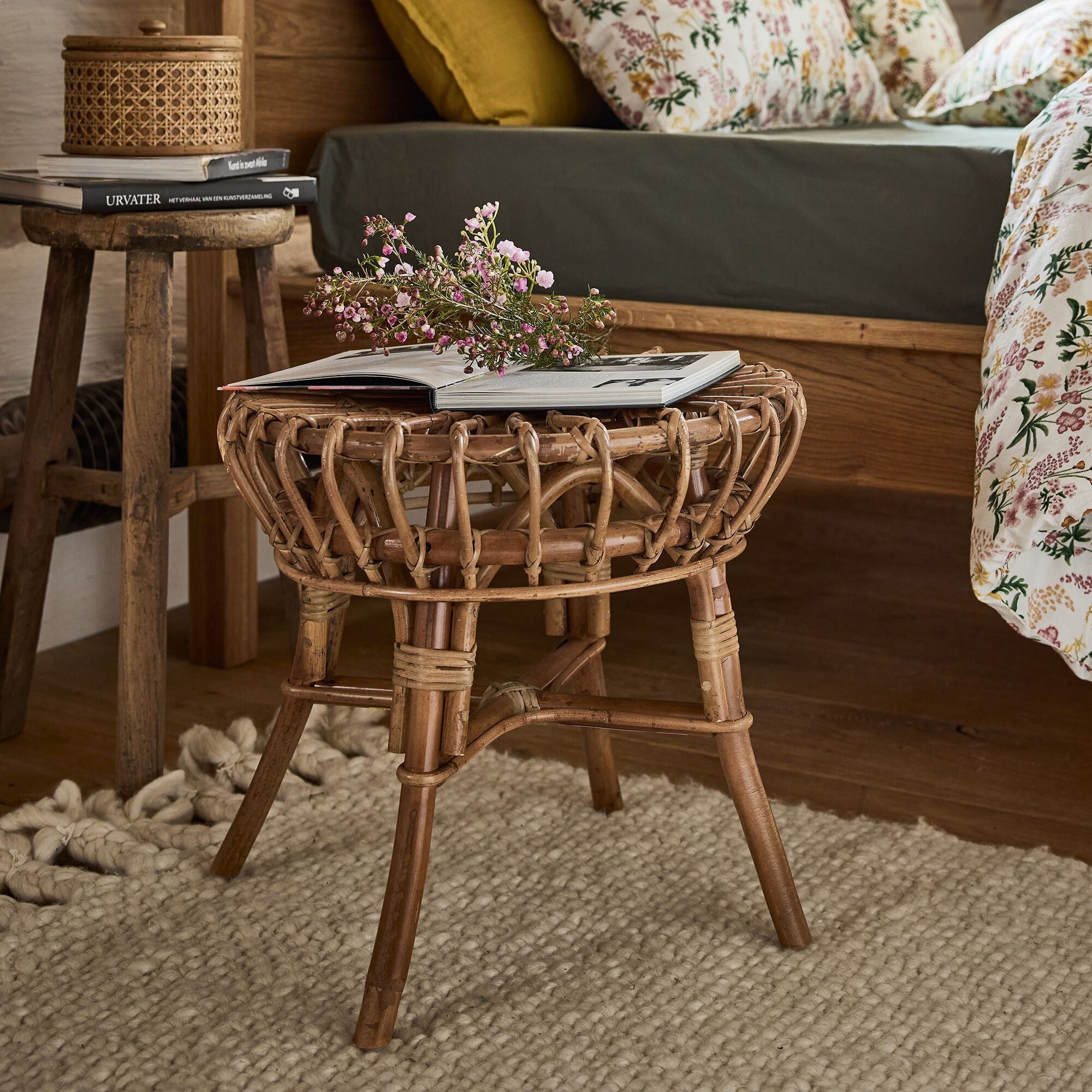 CAYON - Bout de canapé en rotin D44xH41cm - naturel