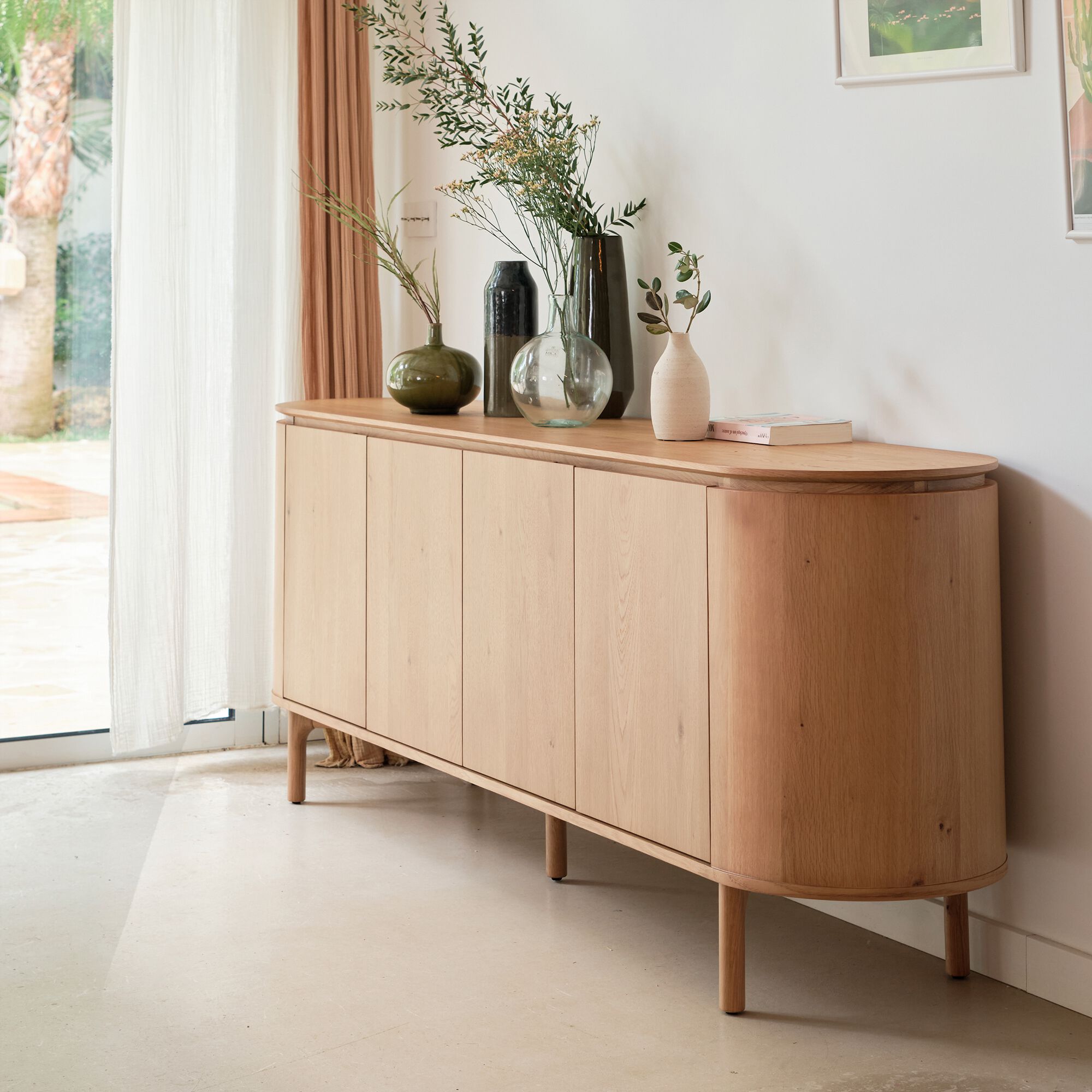 CADIERE - Buffet bas ovale en bois et piètement en chêne masif - bois clair