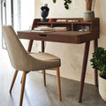 KINNA - Bureau en chêne teinté avec plateau relevable - bois foncé