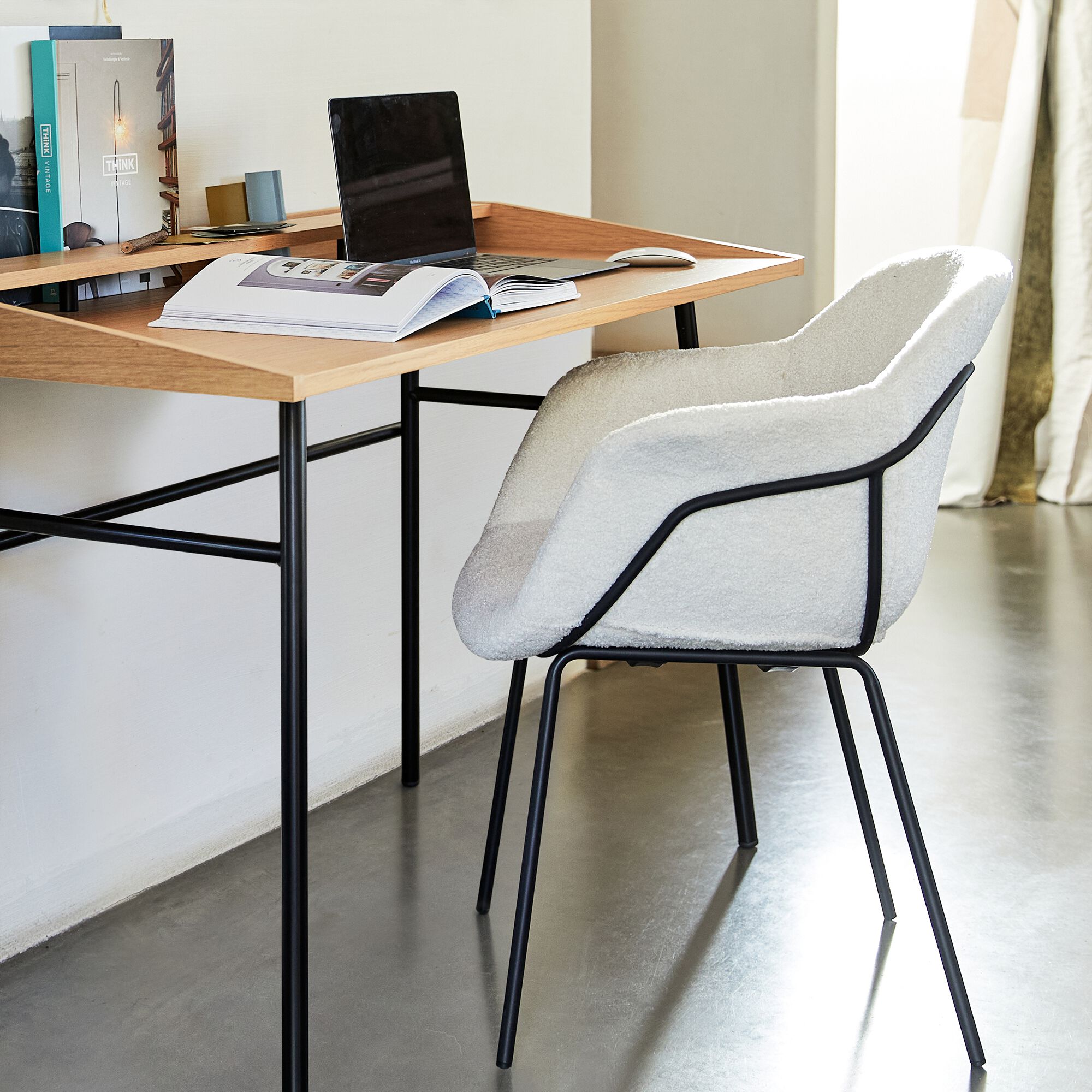 CHLOE - Chaise en tissu bouclette avec accoudoirs - blanc