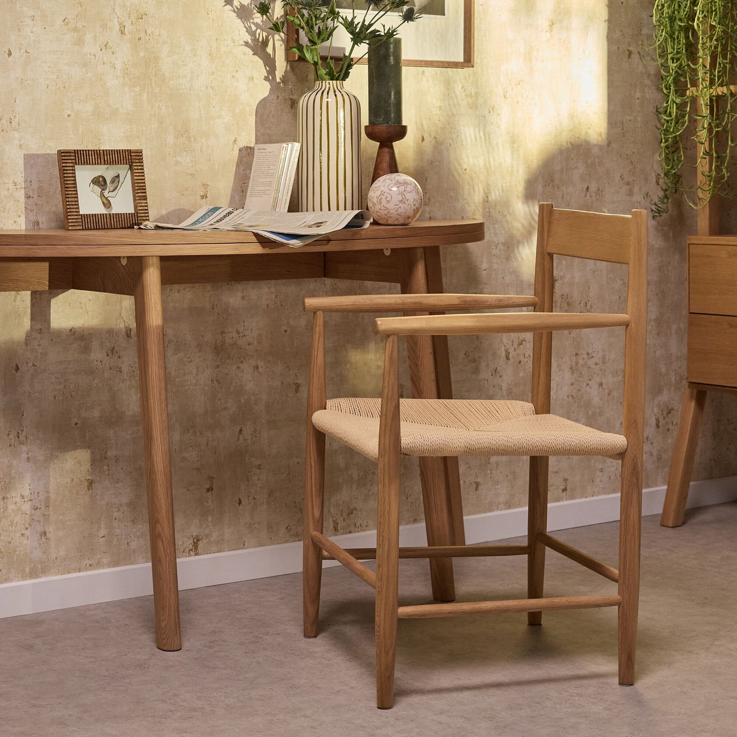 ESTACA - Chaise avec accoudoirs en bois de chêne - naturel