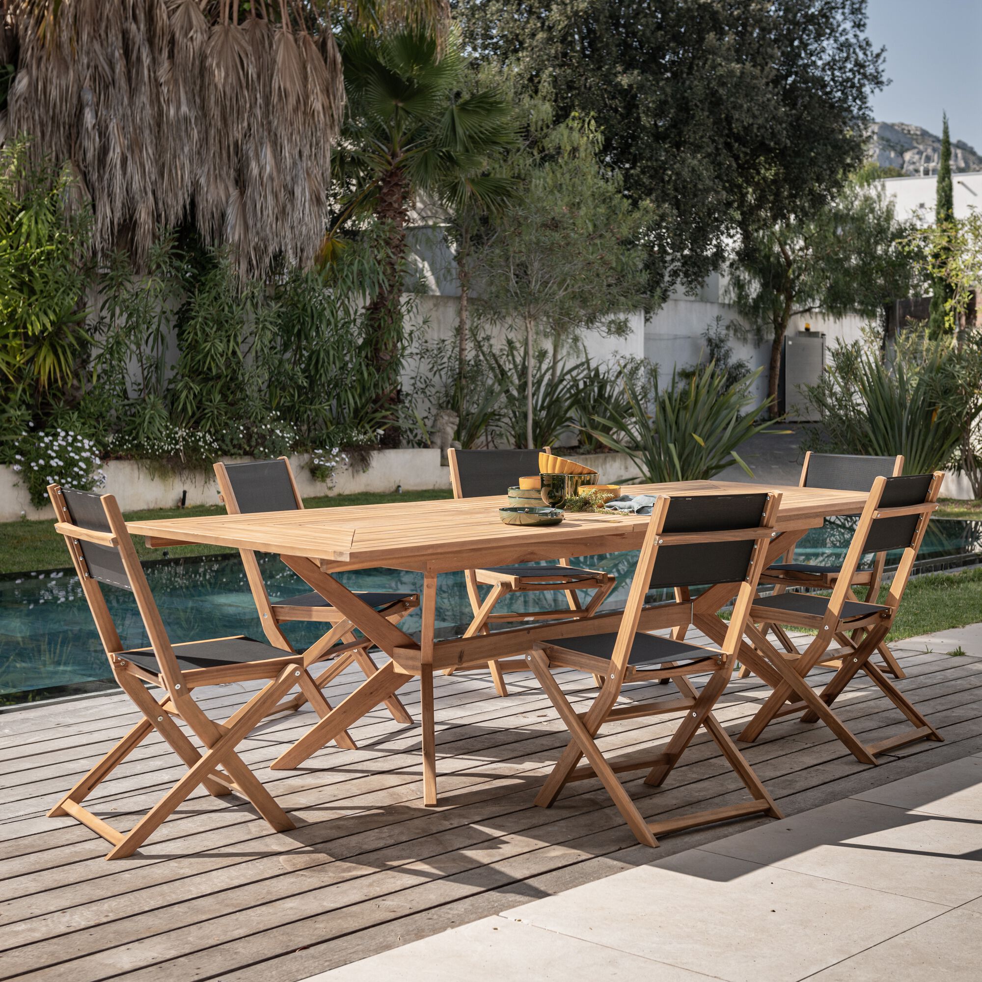 LAVISA - Chaise de jardin pliante en acacia huilé et tissu - noir