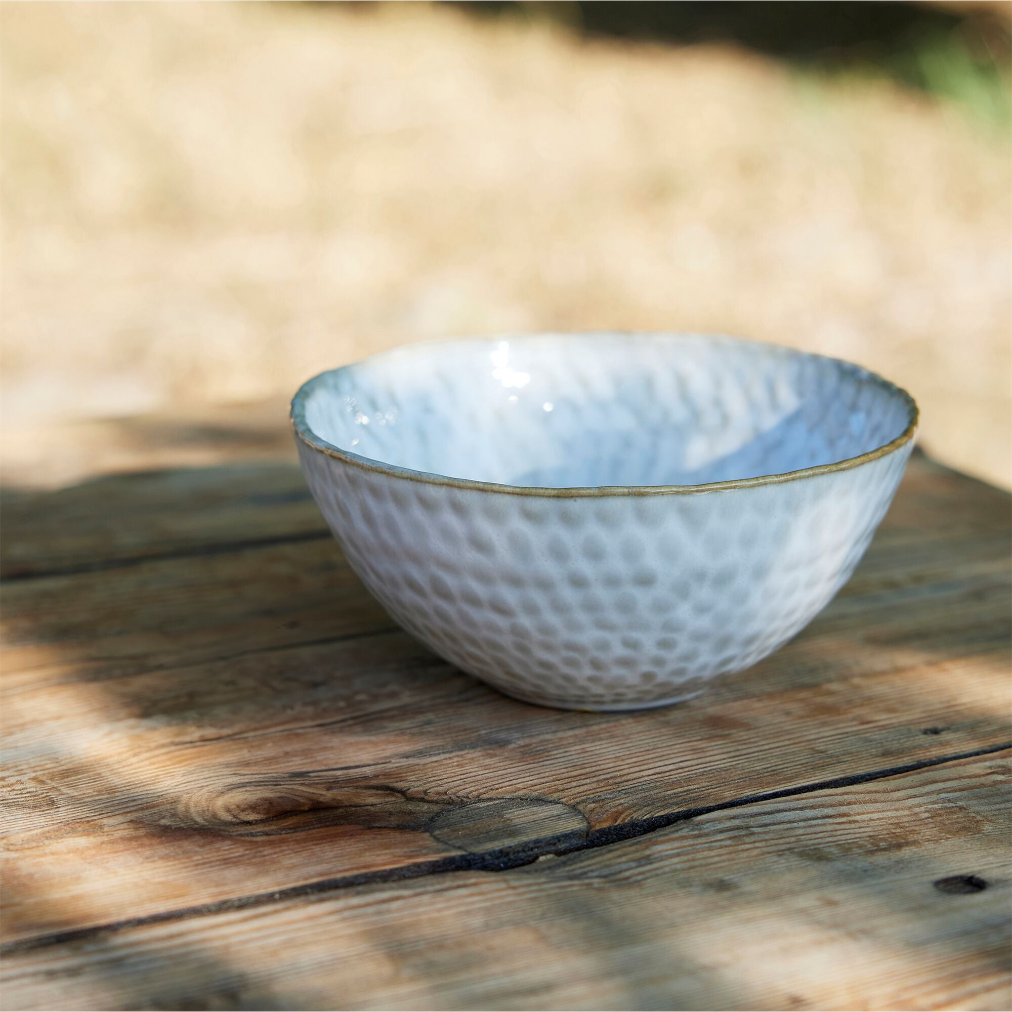 CLOREA - Coupe décorative en grès D17,5cm - blanc