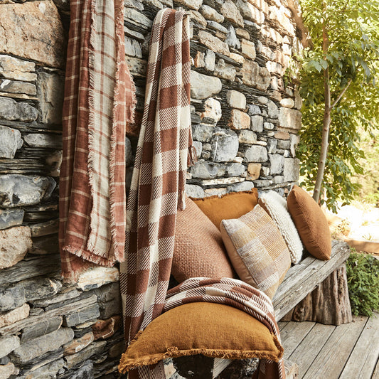 TANTA - Coussin frangé en lin 45x45cm - brun alep