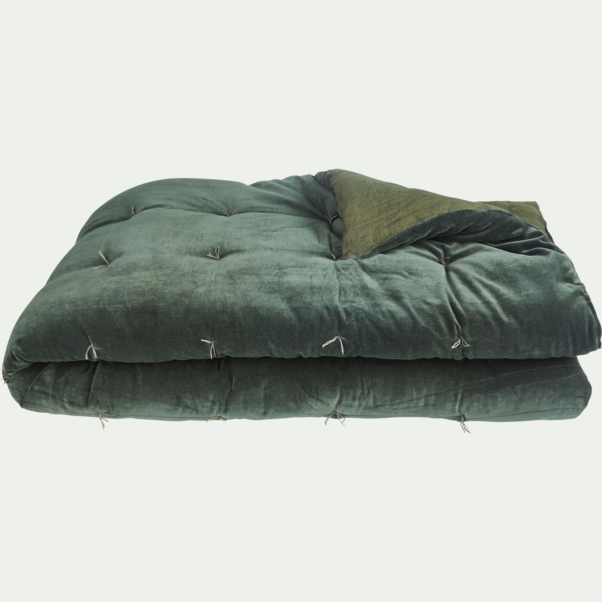 EDEN - Édredon en velours de coton 100x180cm surpiquage pompons - vert cèdre