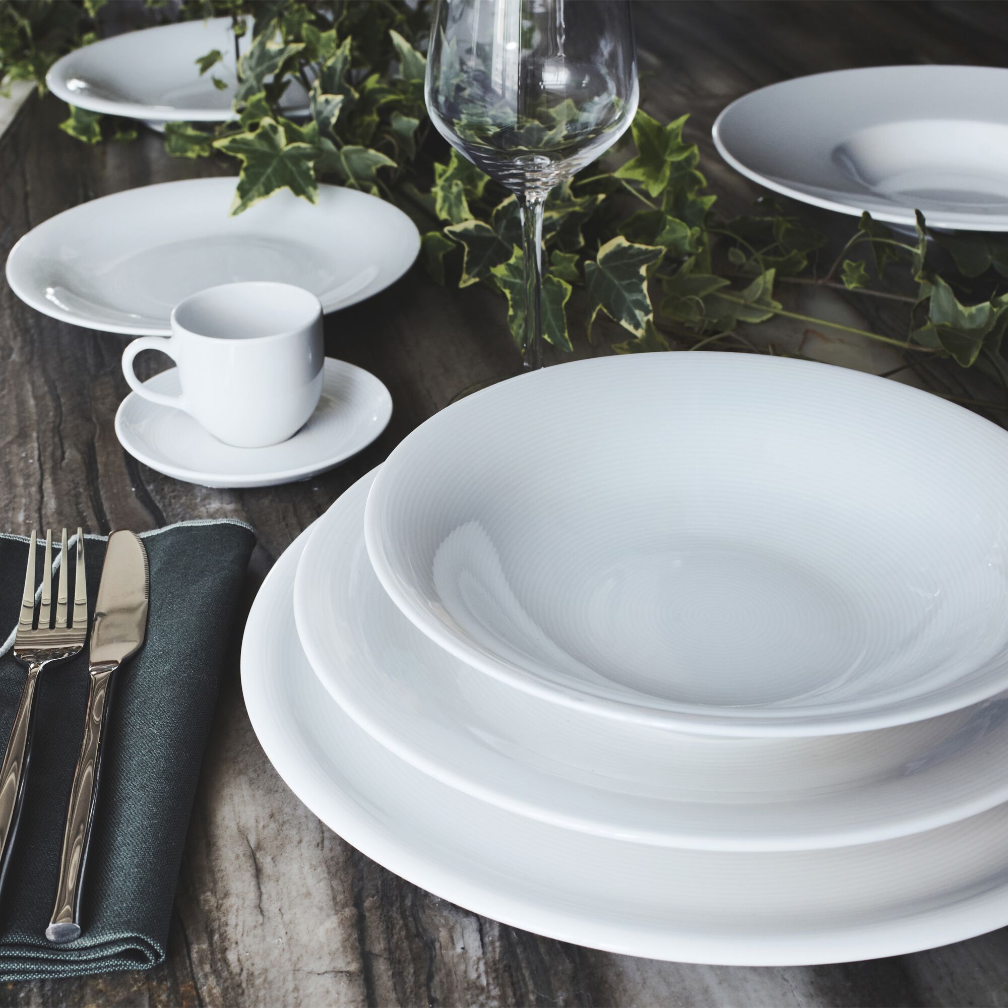 ETO - Service de vaisselle en porcelaine qualité hôtelière - blanc