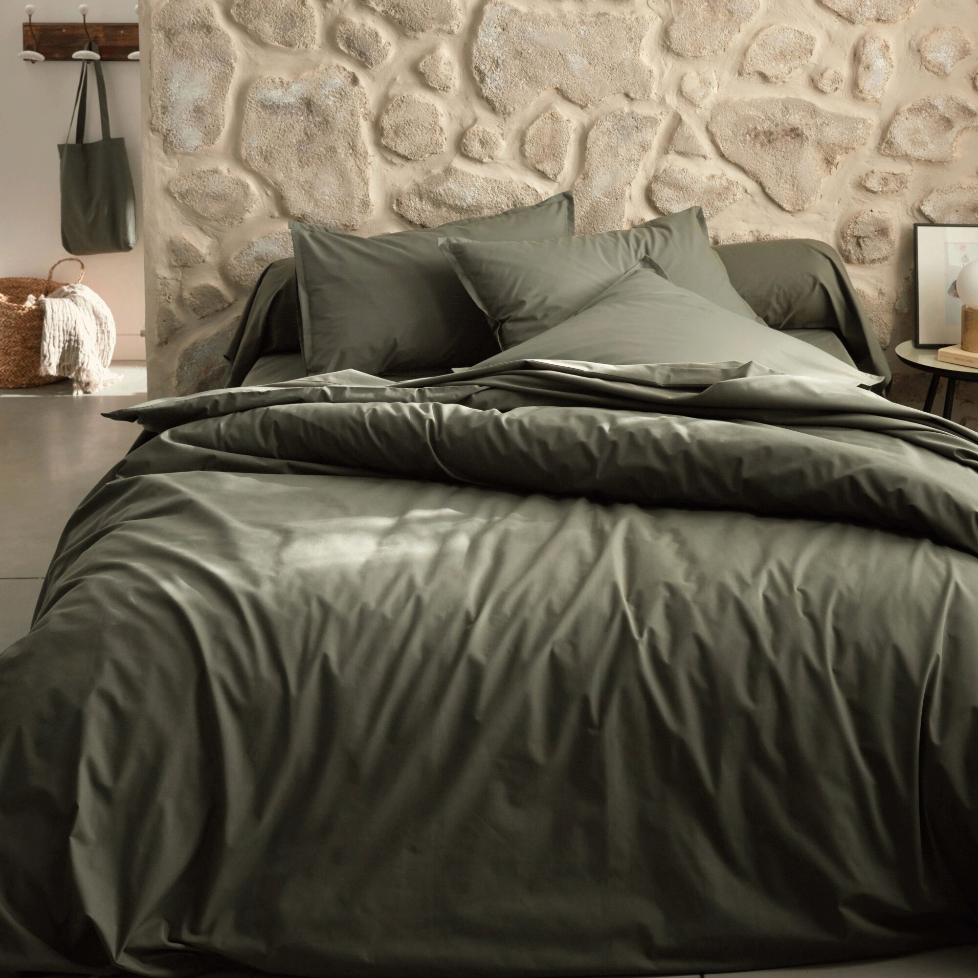 FLORE - Linge de lit uni en percale de coton - vert cèdre