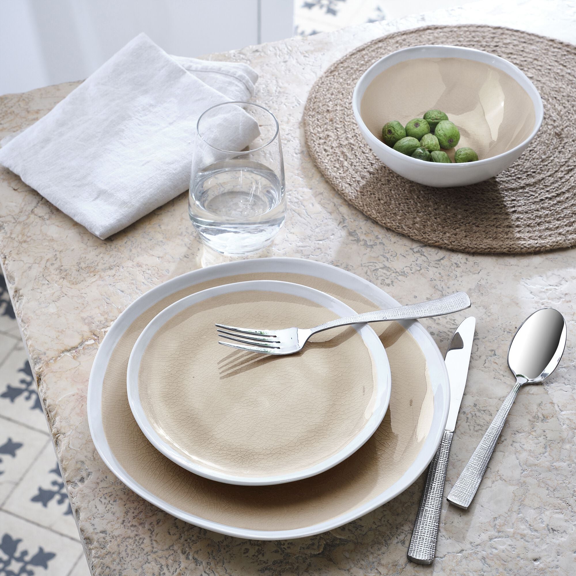 LEZARDI - Service de vaisselle en grès - beige alpilles
