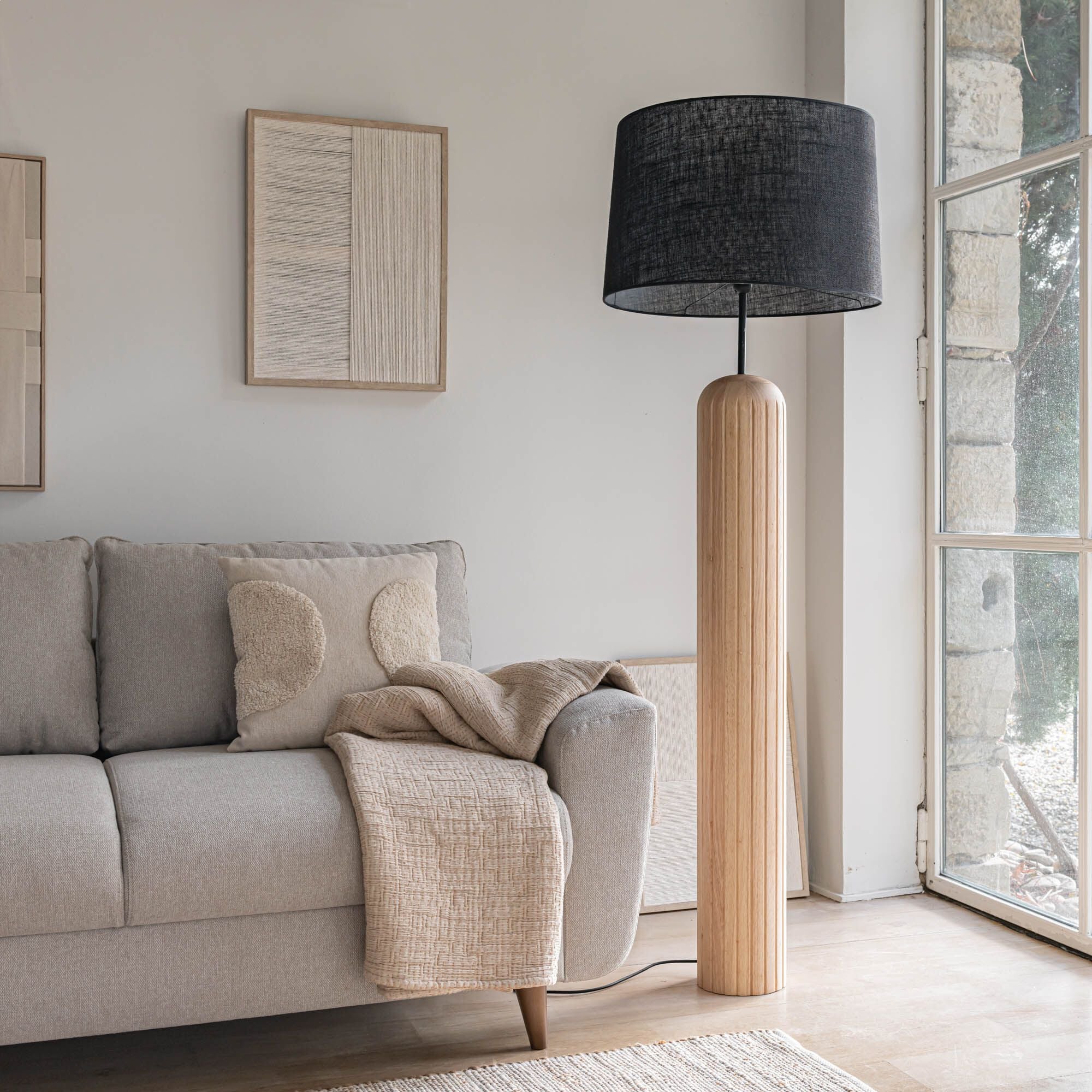 KLIMA - Pied de lampadaire en bois d'hévéa H138 cm - bois clair