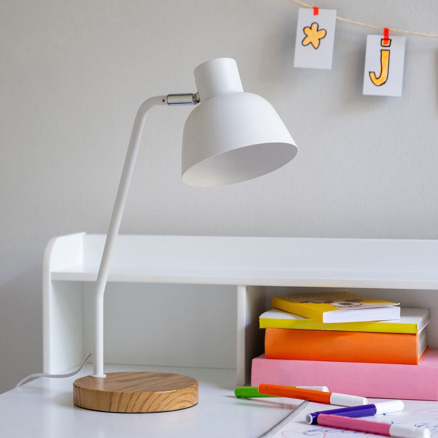 LILA - Lampe à poser électrifiée en bois et métal D41,5cm - blanc