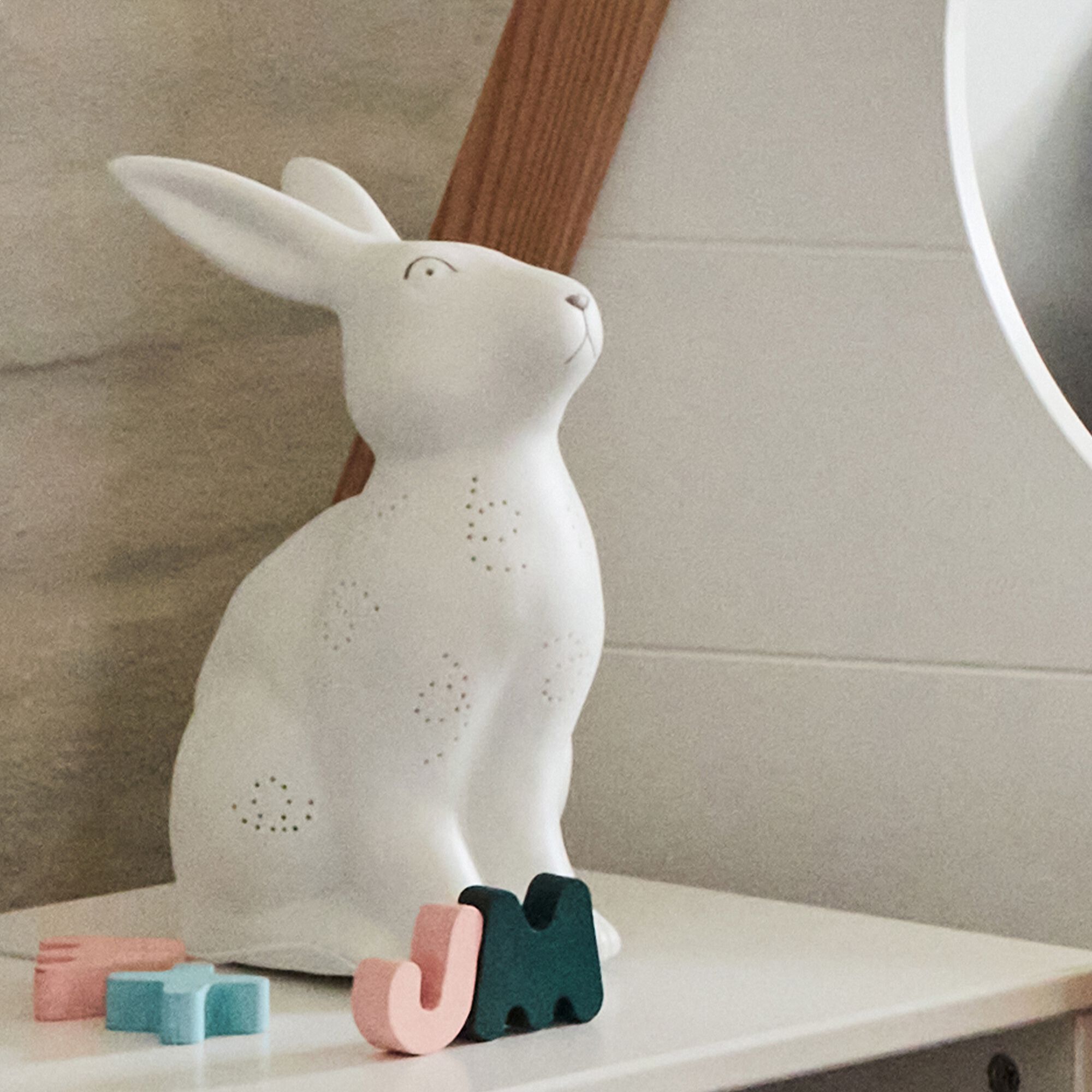 LUMY - Lampe à poser électrifiée forme lapin en porcelaine H26,5cm - blanc