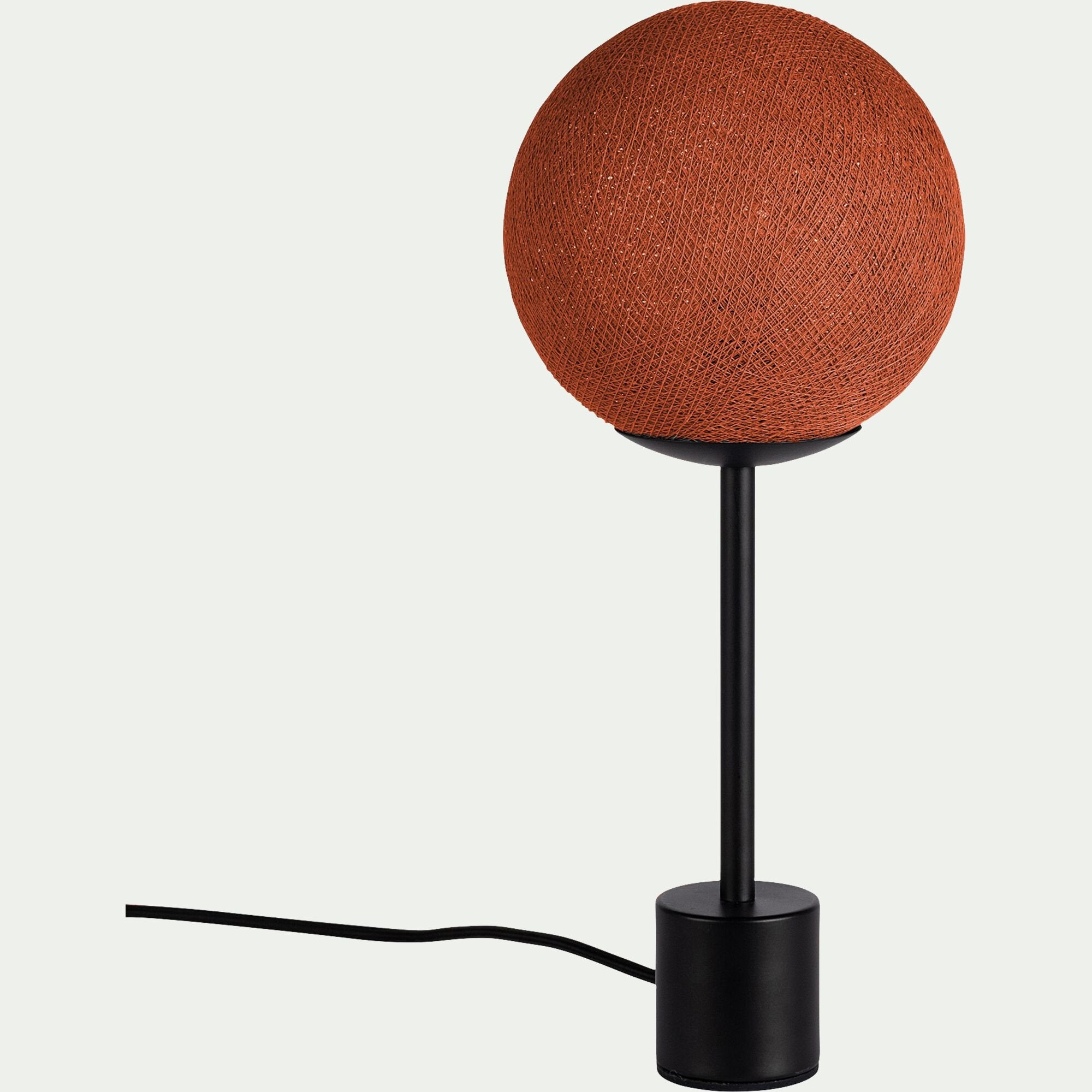 APAPA - Lampe à poser électrifiée tissée à la main H39,60cm - rouge