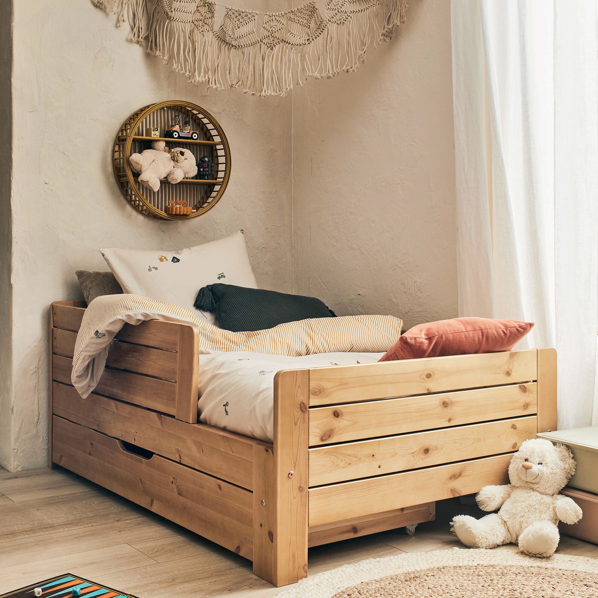 LOTTE - Lit évolutif 1 place en pin massif 3 positions pour enfant avec tiroir - bois clair