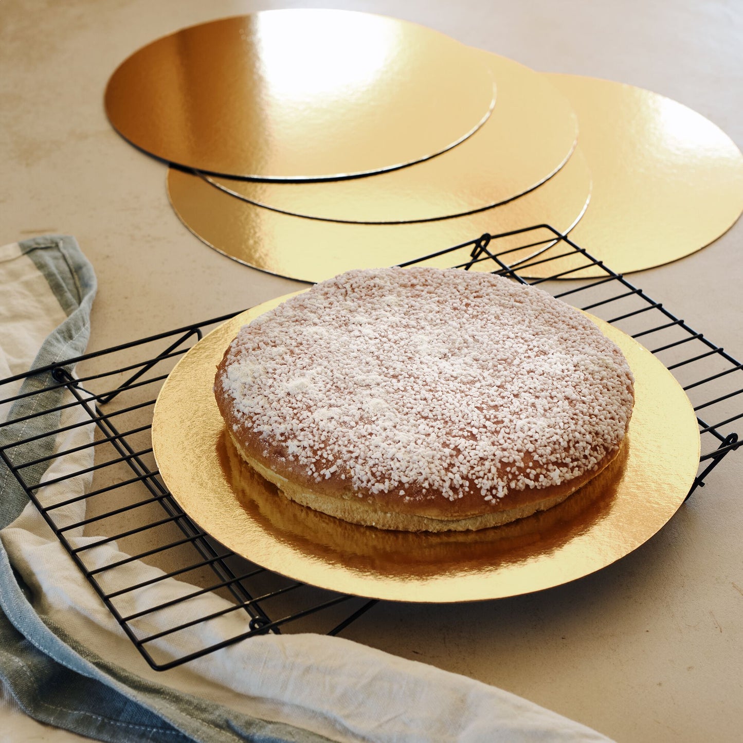 PATISDECOR - Lot de 5 supports à gâteau ronds en carton D30cm - doré