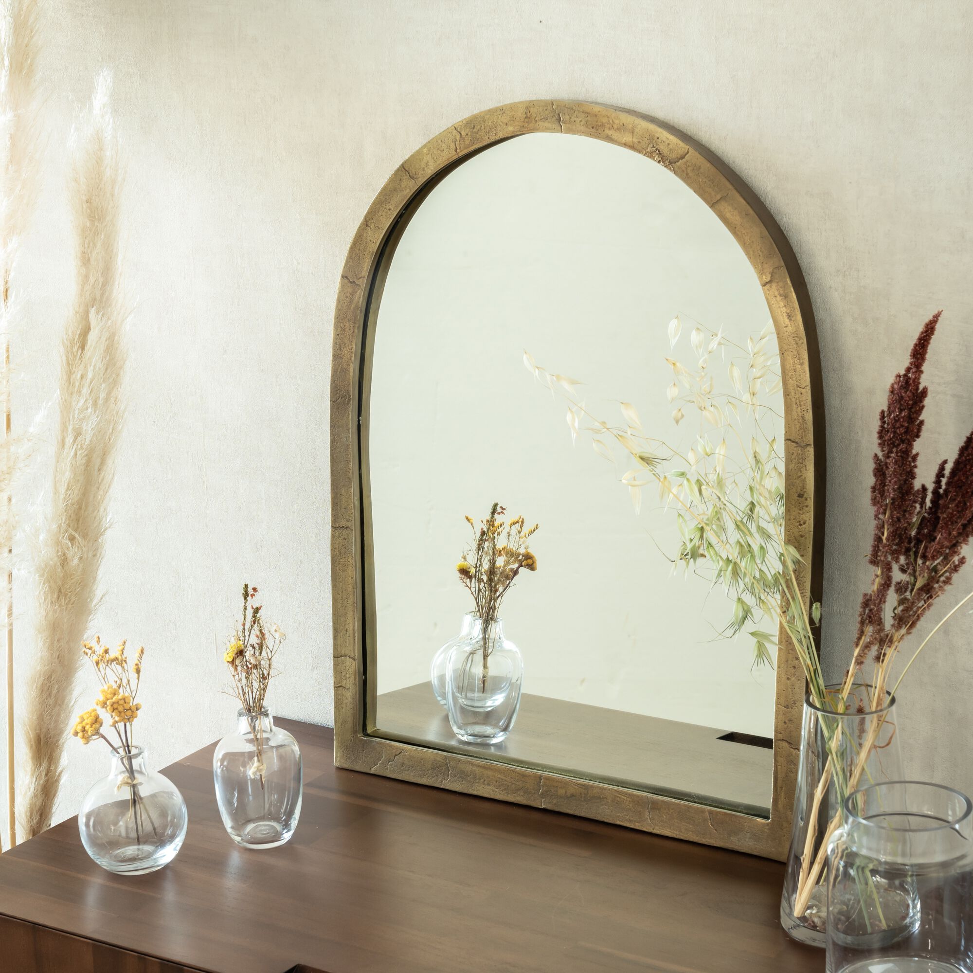 ANTALYA - Miroir voûte en métal vieilli - doré 46x61cm