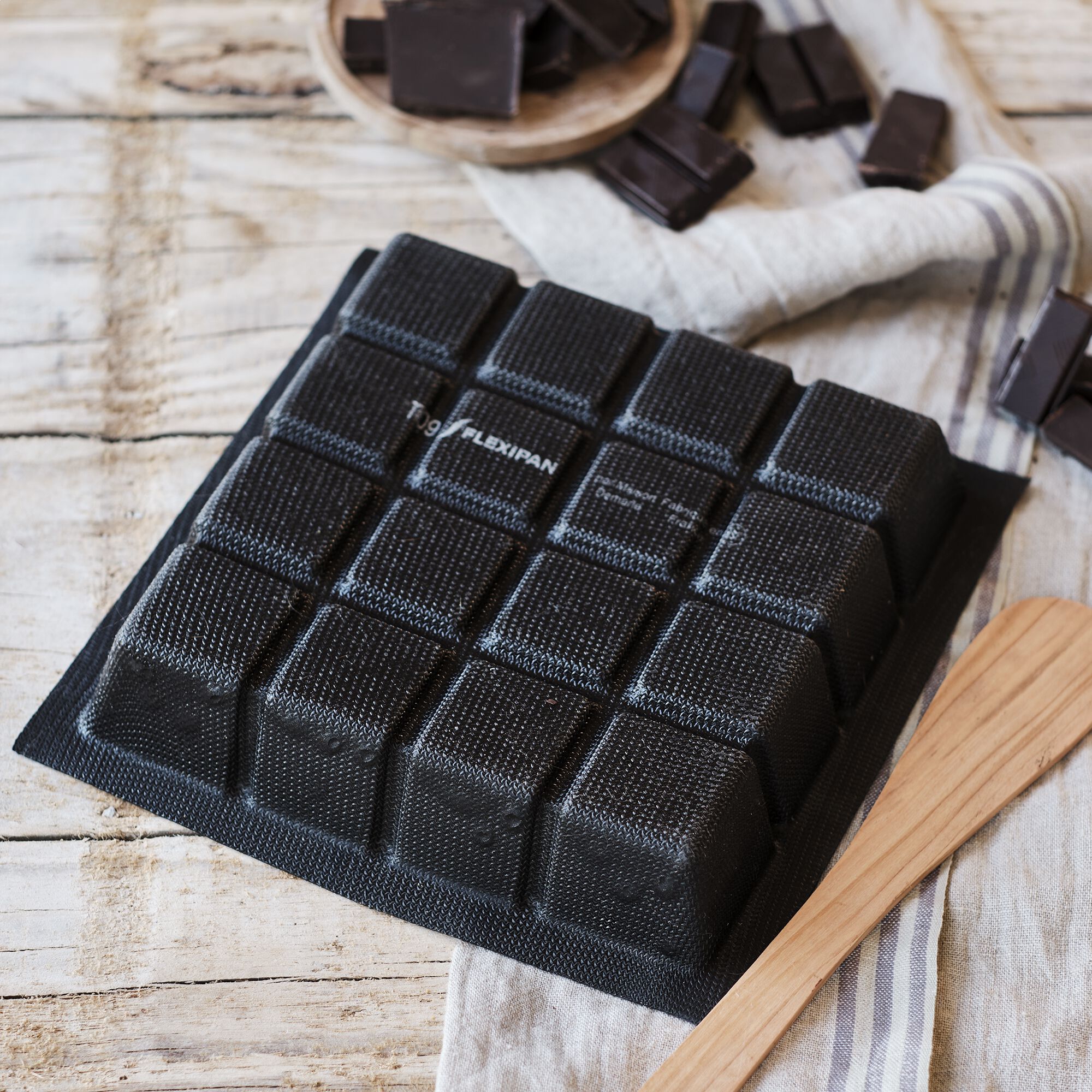 FLEXIPAN - Moule tablette en fibre de verre et silicone 21x21cm - noir