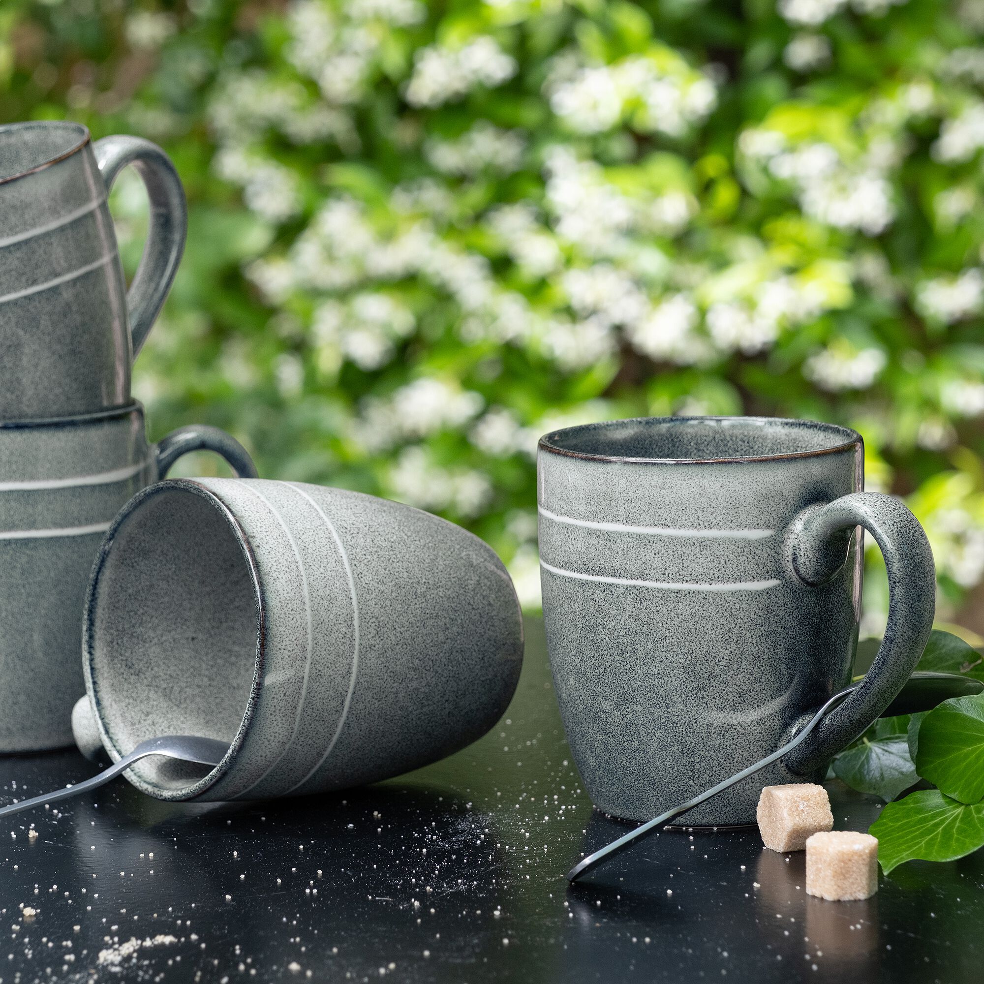 MACAO - Mug en grès 36cl - bleu calaluna