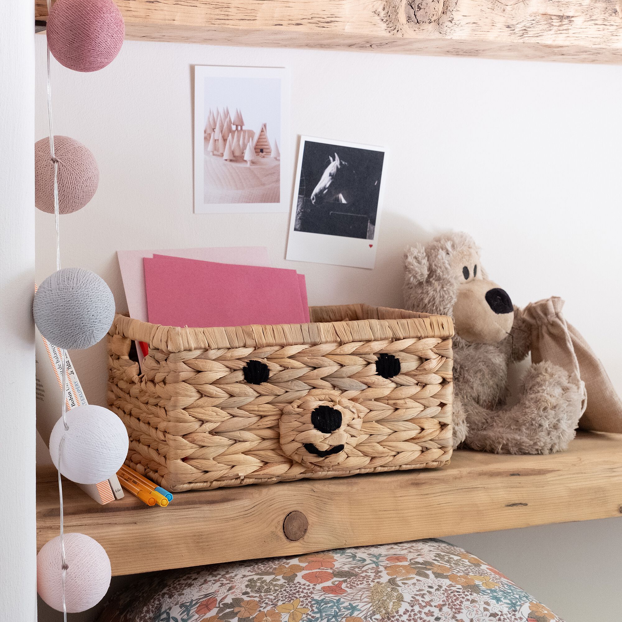 ANTONIN - Panier ourson en jacinthe d'eau 20x30cm - naturel