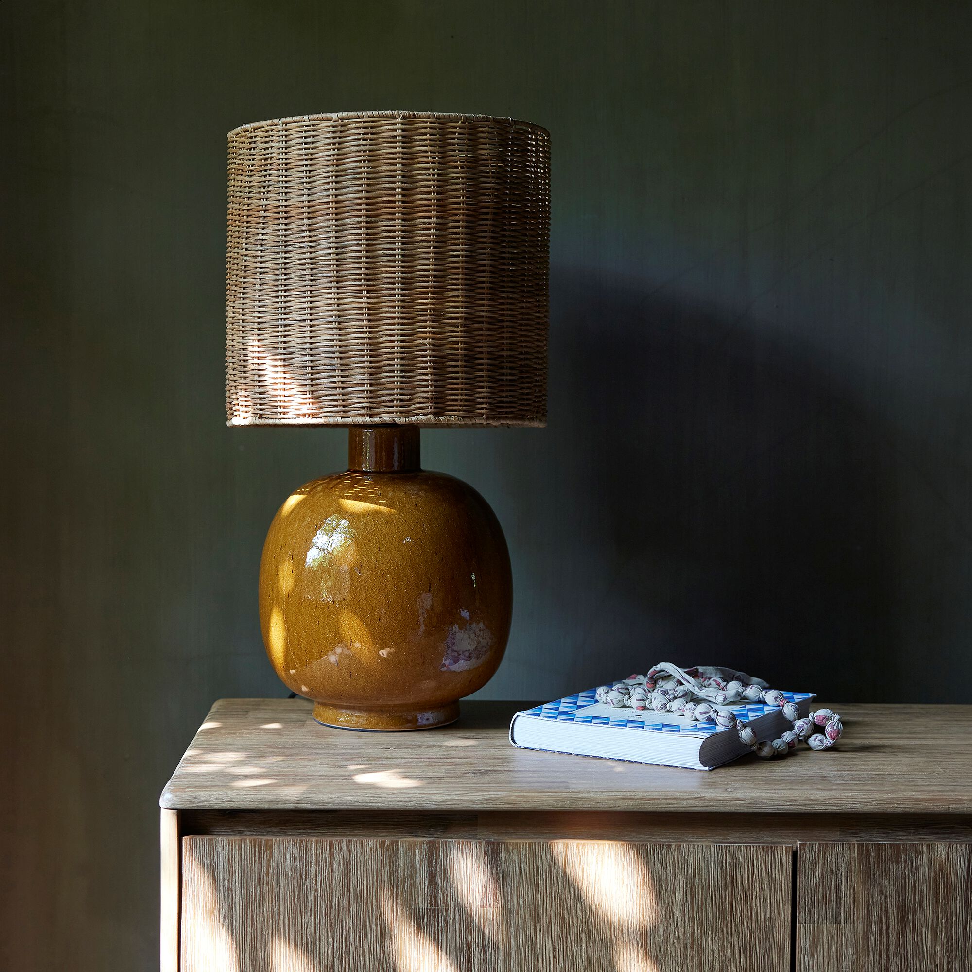 CATALINA - Pied de lampe électrifié en grès D26cm - jaune argan