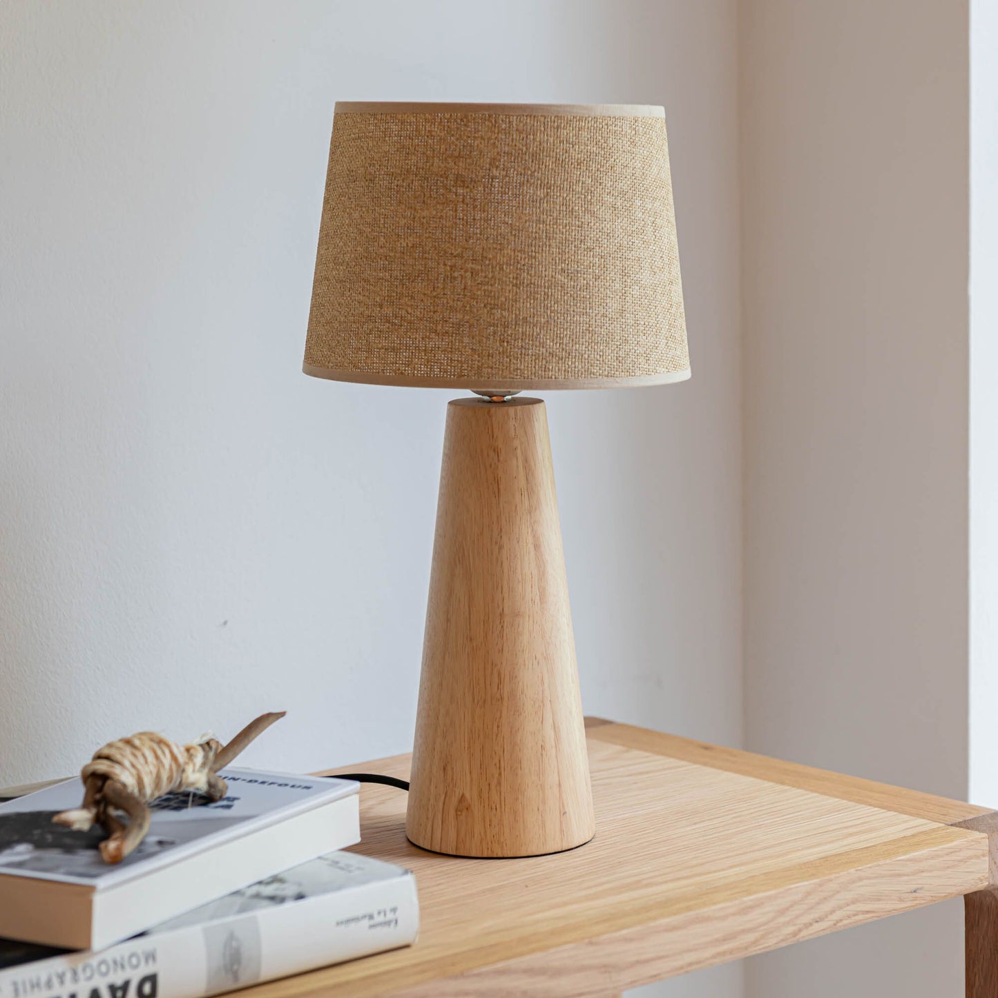 VATHIA - Pied de lampe électrifiée en bois d'hévéa H29cm - naturel