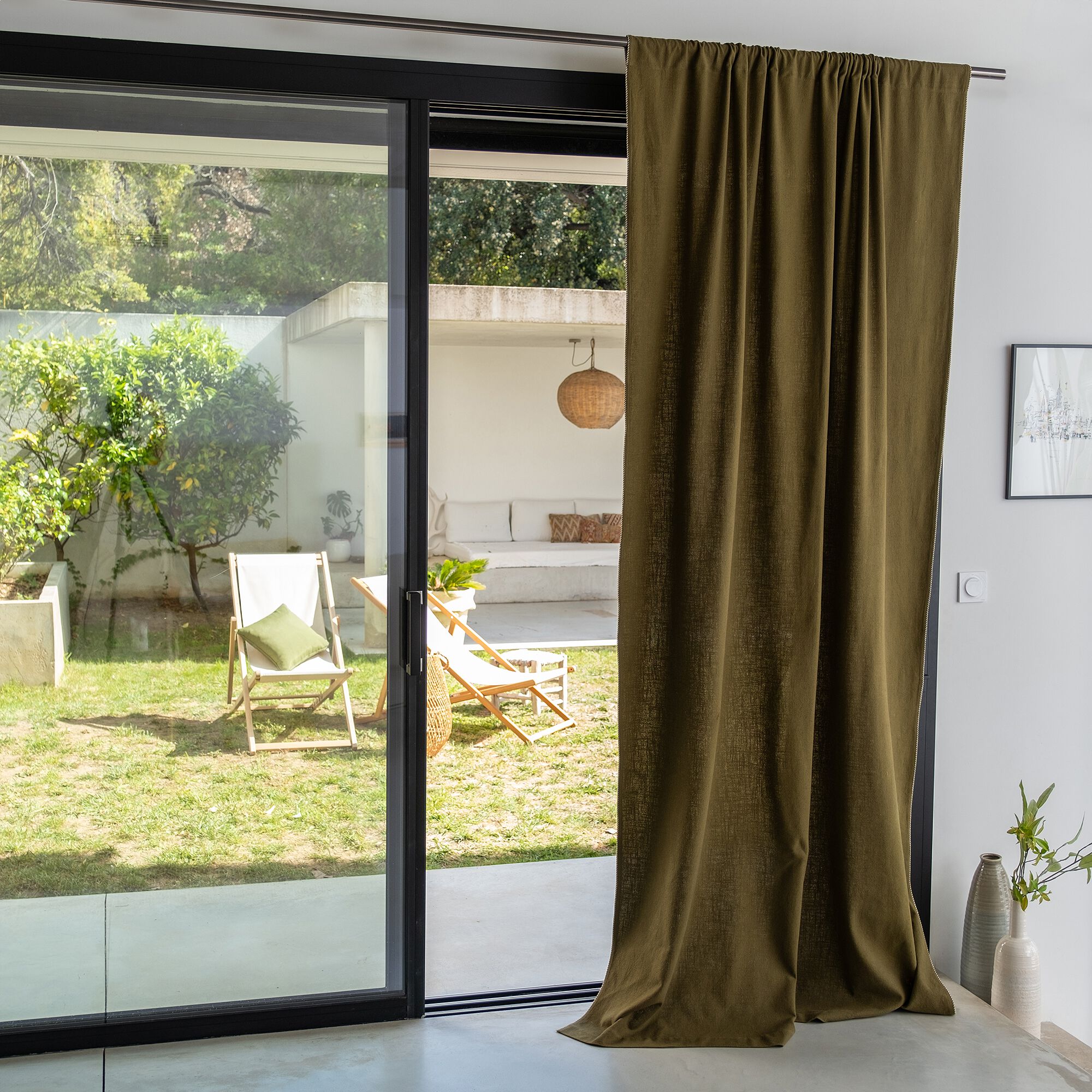 ARLES - Rideau passe-tringle en coton finition biais 140x260cm - vert mousse