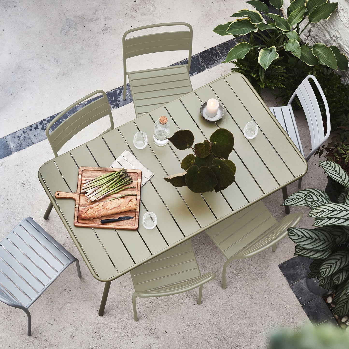 SOURIS - Salon de jardin repas en acier - vert kaki (6 places)