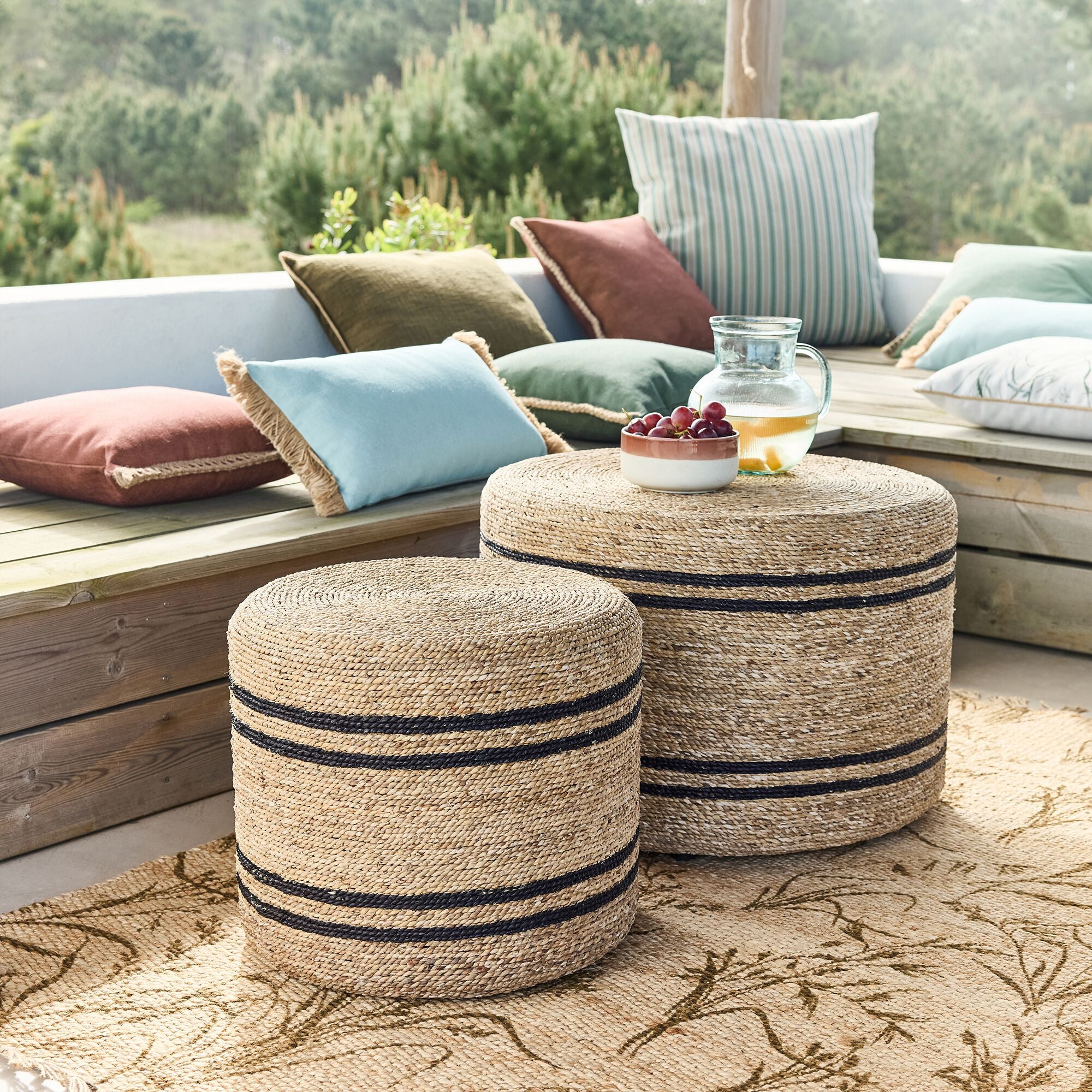 CAIRANNE - Set de 2 tables basses rondes en jacinthe d'eau - naturel