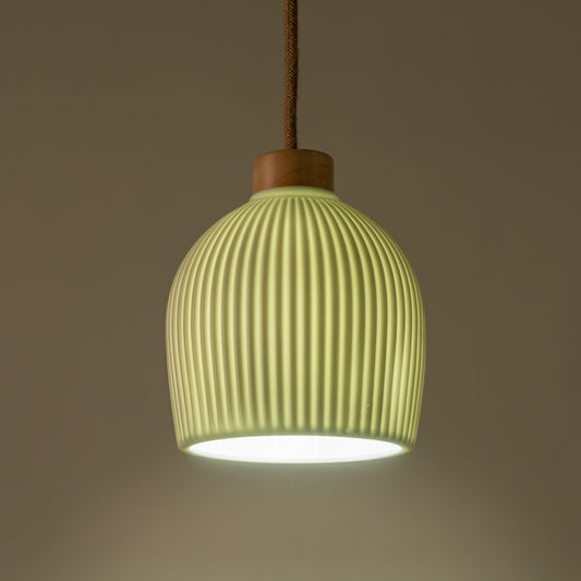LIVIA - Suspension électrifiée en porcelaine striée D14,8cm - blanc