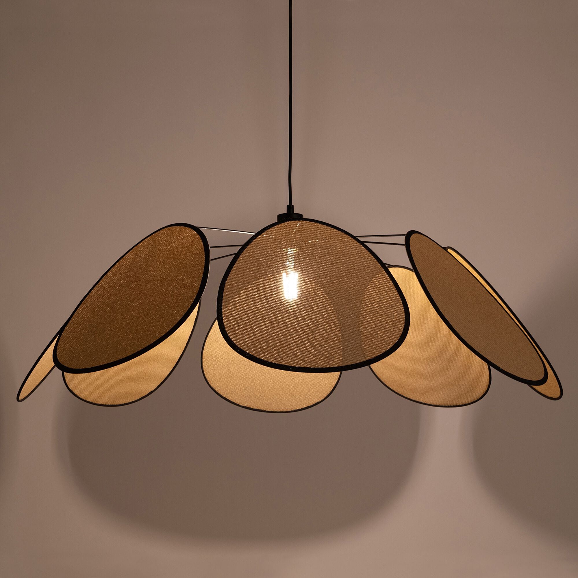 LIVIO - Suspension électrifiée en cannage D110cm - naturel