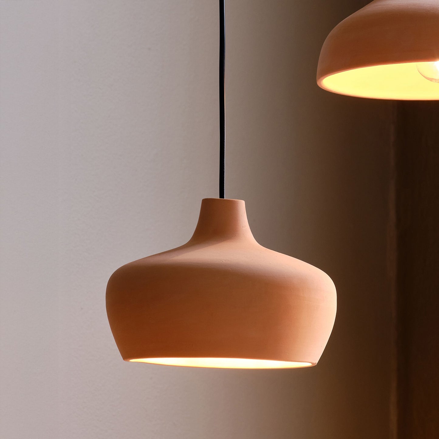 NEFTA - Suspension ronde en terre cuite D18,6cm - rose argile