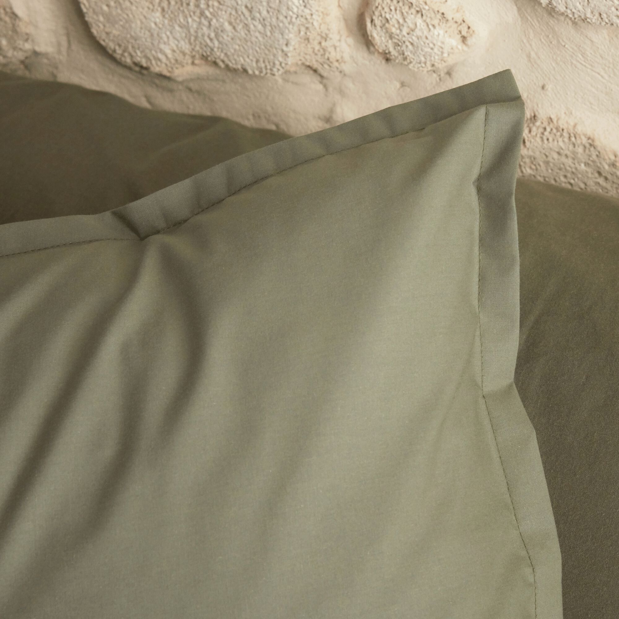 FLORE - Lot de 2 taies d'oreiller en percale de coton - vert cèdre 50x70cm