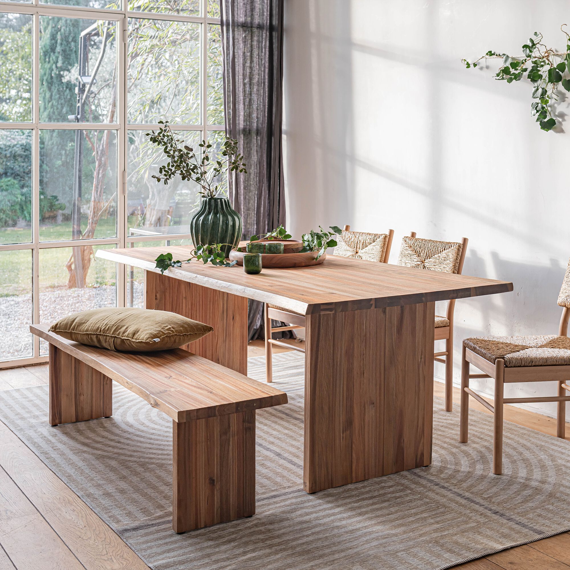 GINEVRA - Table de repas rectangulaire en acacia massif - naturel (8 places)