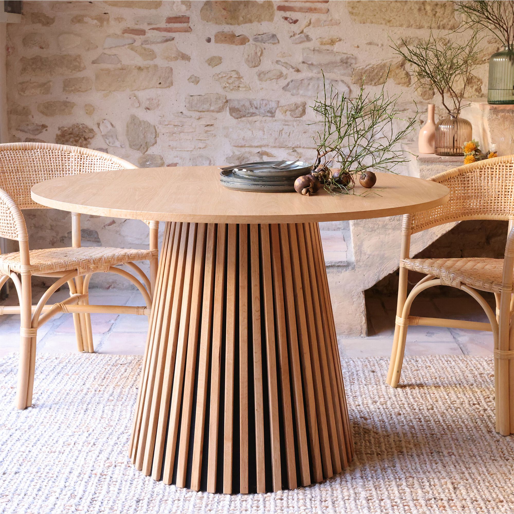 ITALO - Table de repas ronde en chêne - bois clair (4 places)