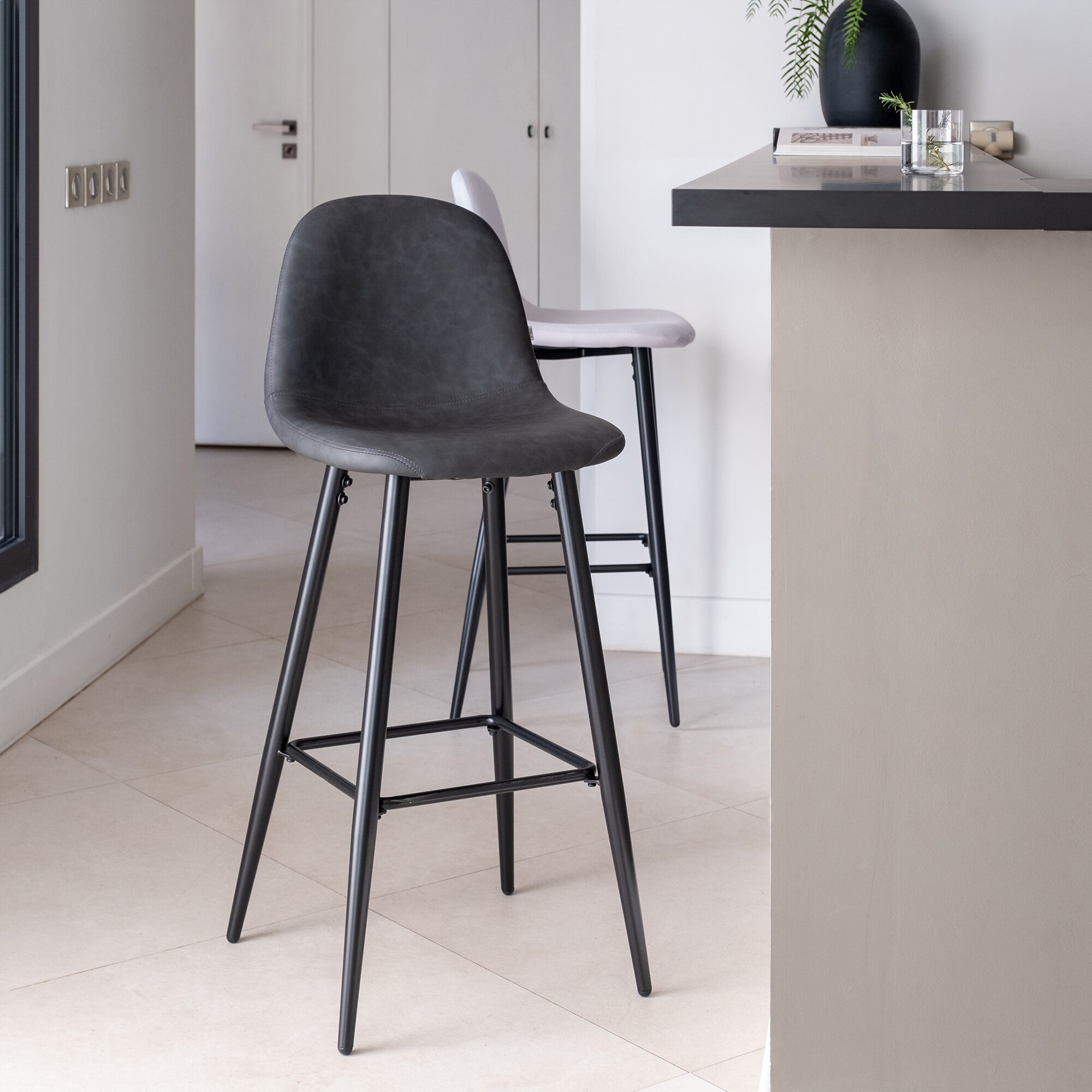 LOANA - Chaise de bar - noir H75cm